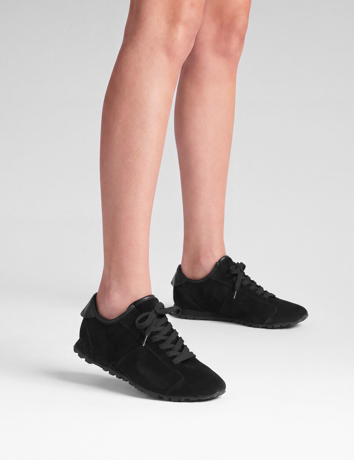 Jasmira Hakiki Süet Deri Kadın Siyah Sneaker