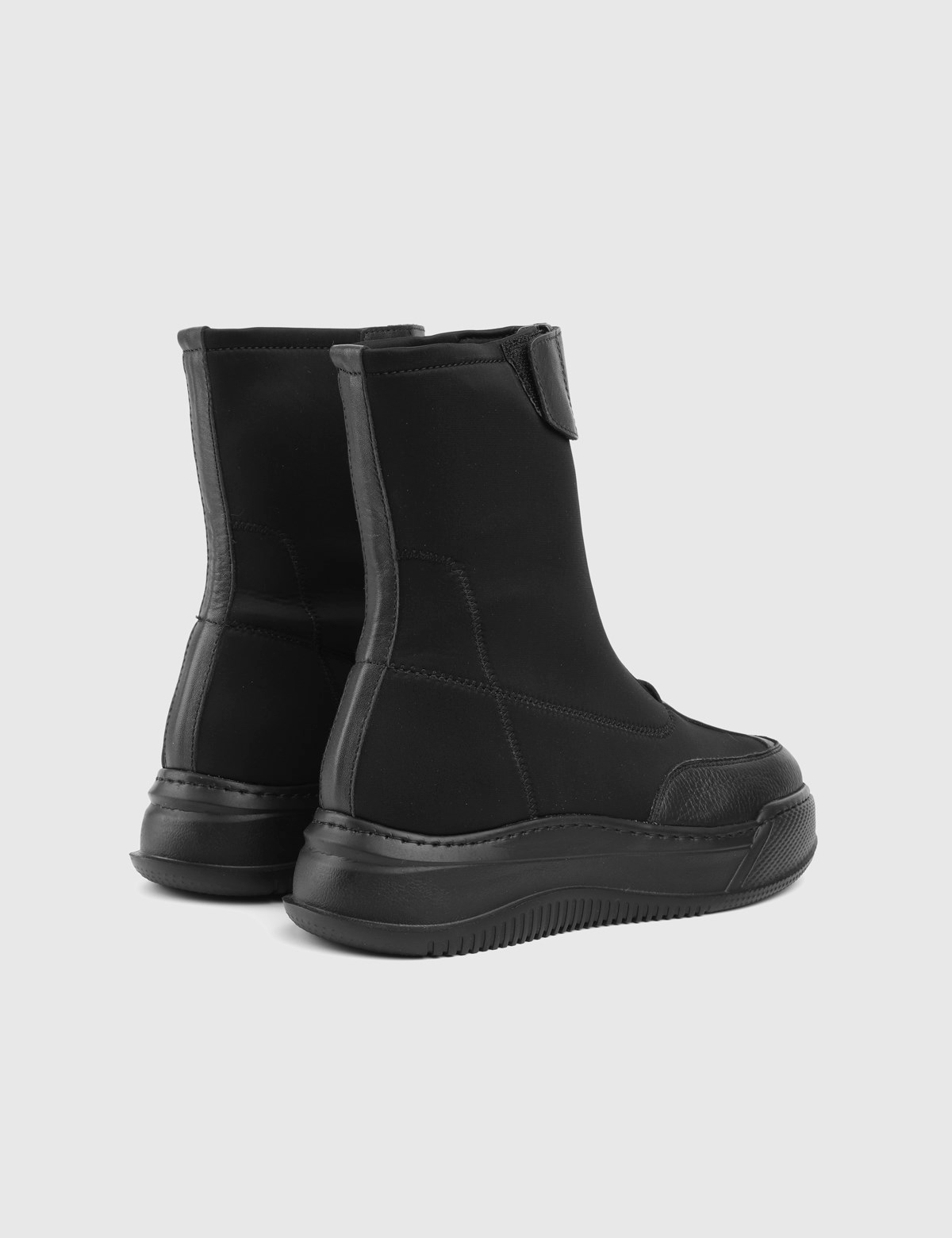 Kelp Black Leather Women's Stretch Boot