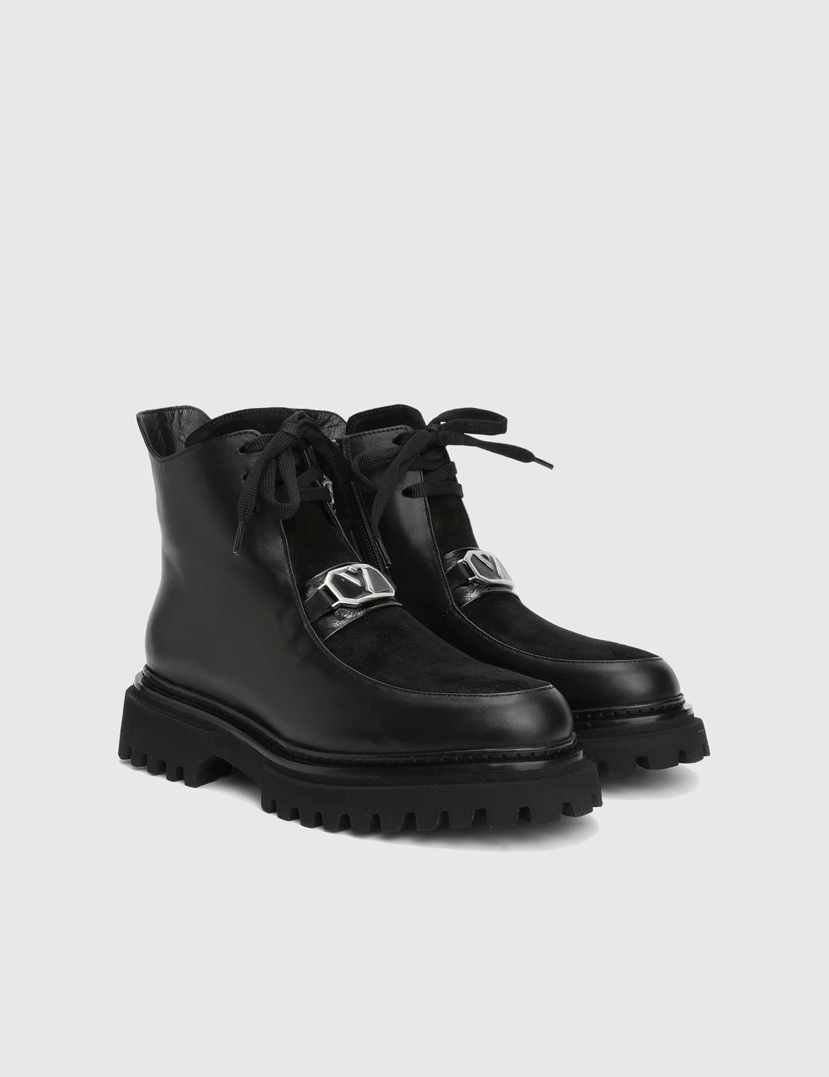 Kirieka Black Suede Leather Women's Boot