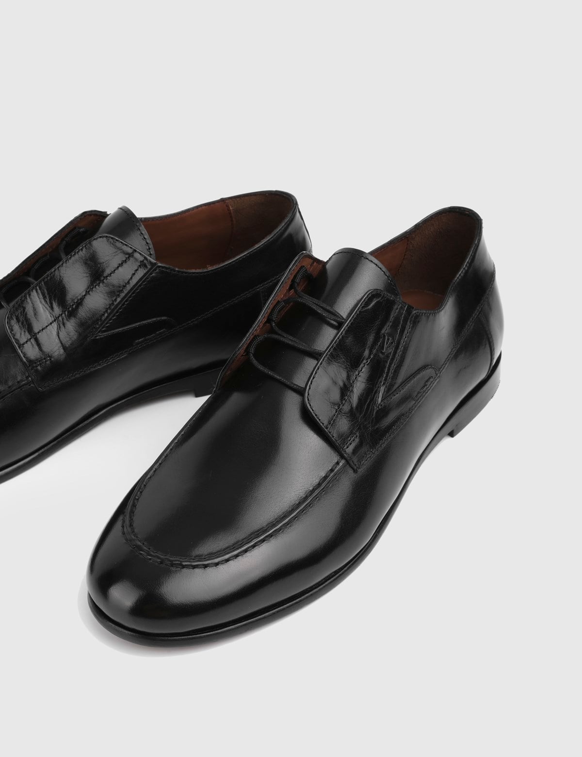 Leone Black Buffalo Leather Men's Oxford