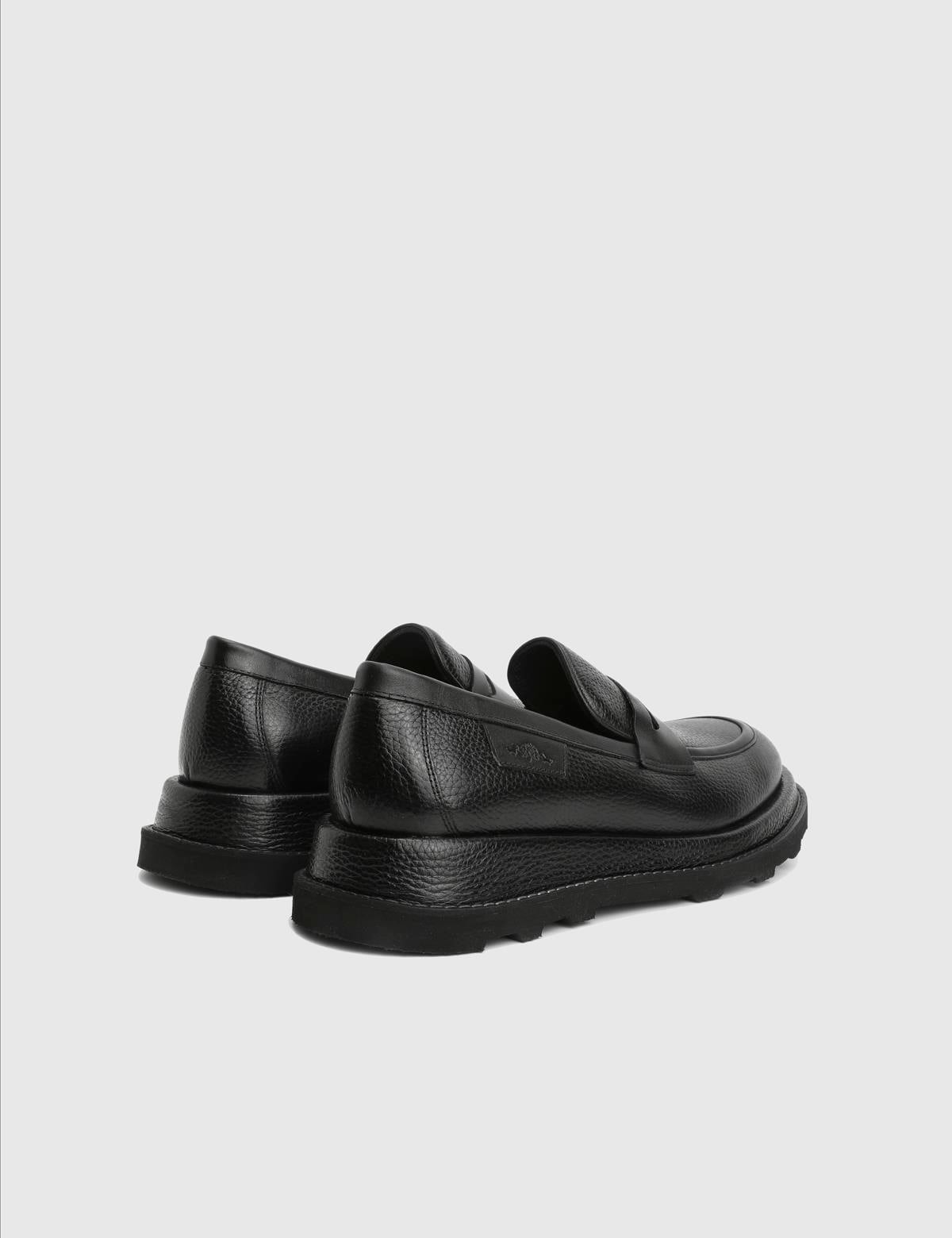 Leyn Black Leather Men's Loafer