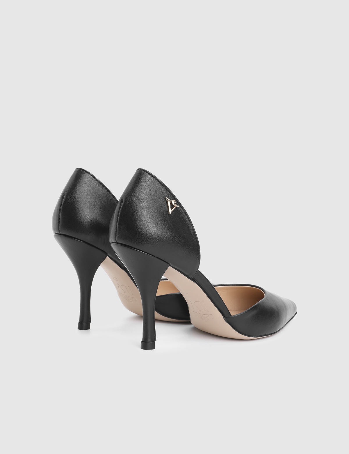 Melina Black Leather Women's Pump