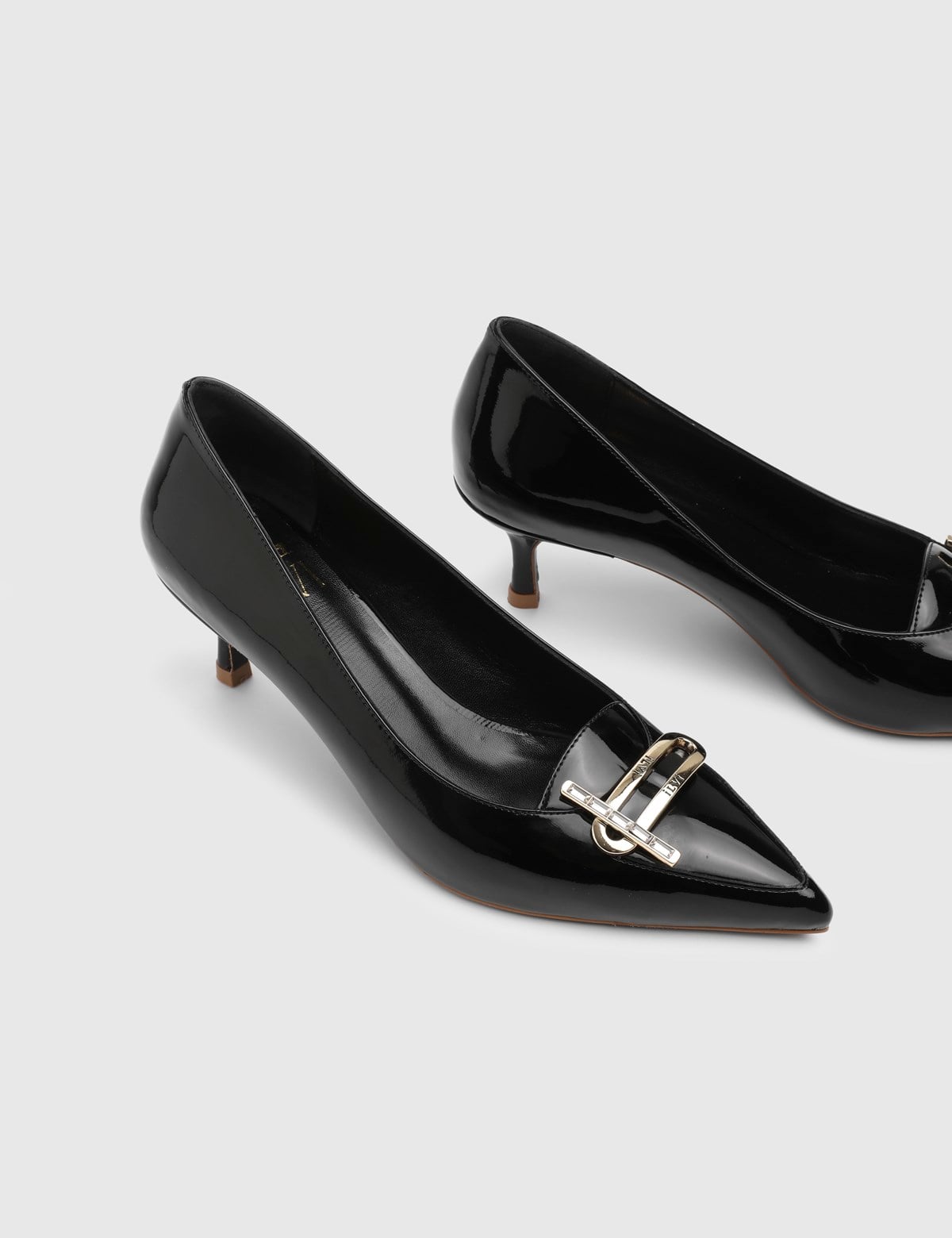 Milagros Black Patent Leather Women's Pump