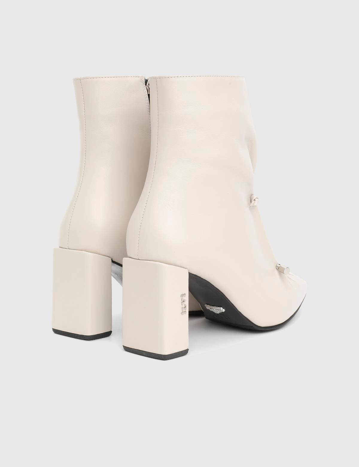Moxy Cream Leather Women's Heeled Boot