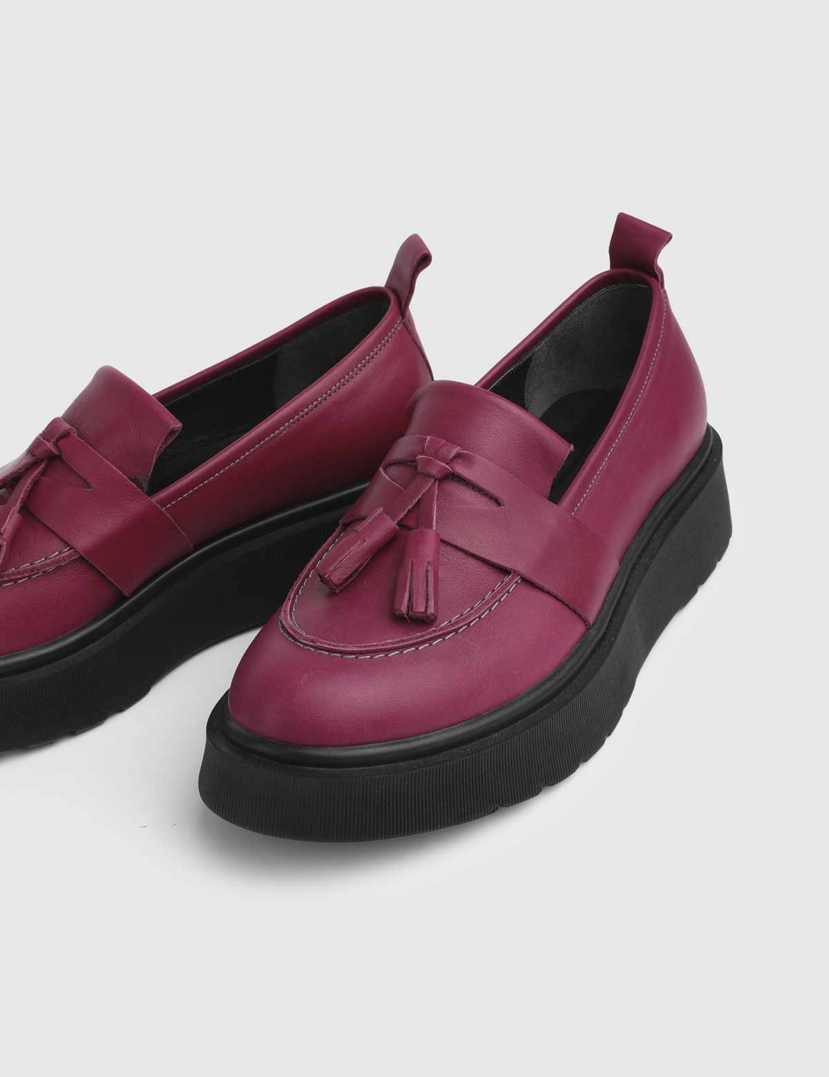 Nora Fuchsia Leather Women's Loafer