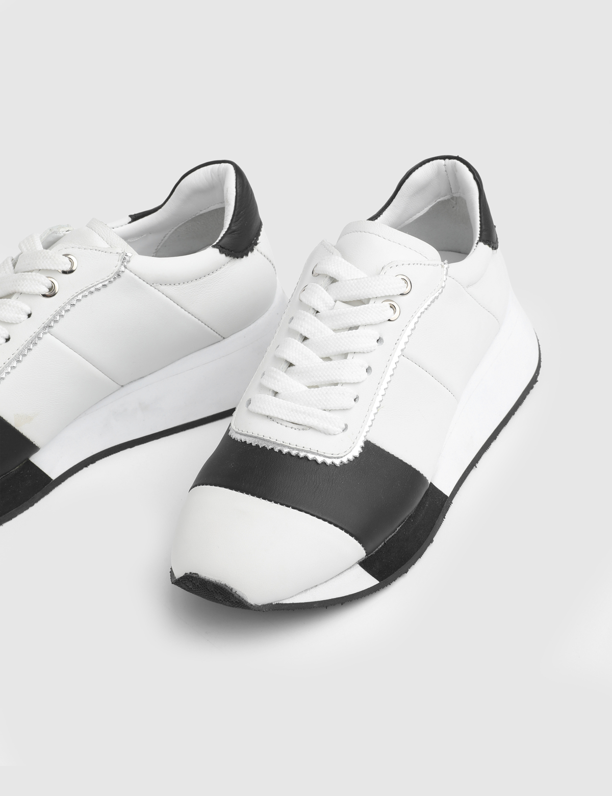 Porto White Leather Women's Sneaker