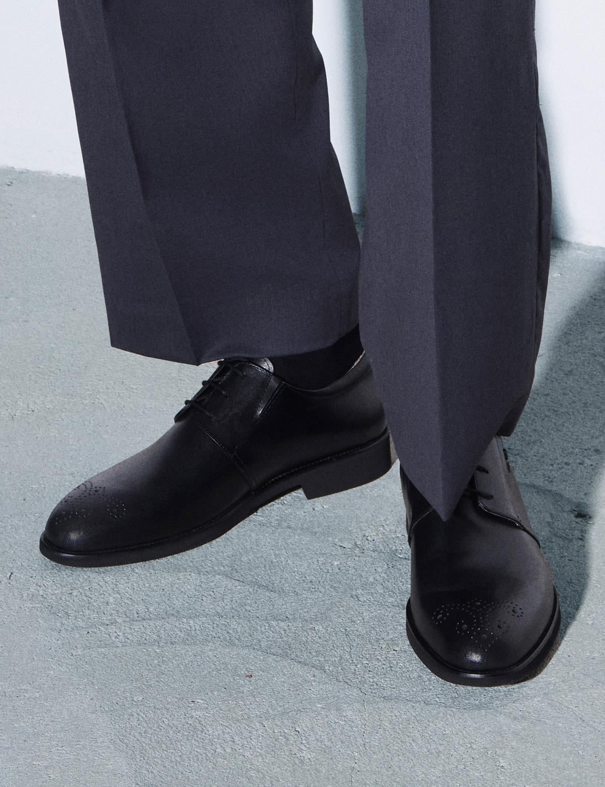 Rodrigo Black Leather Men's Derby Shoe