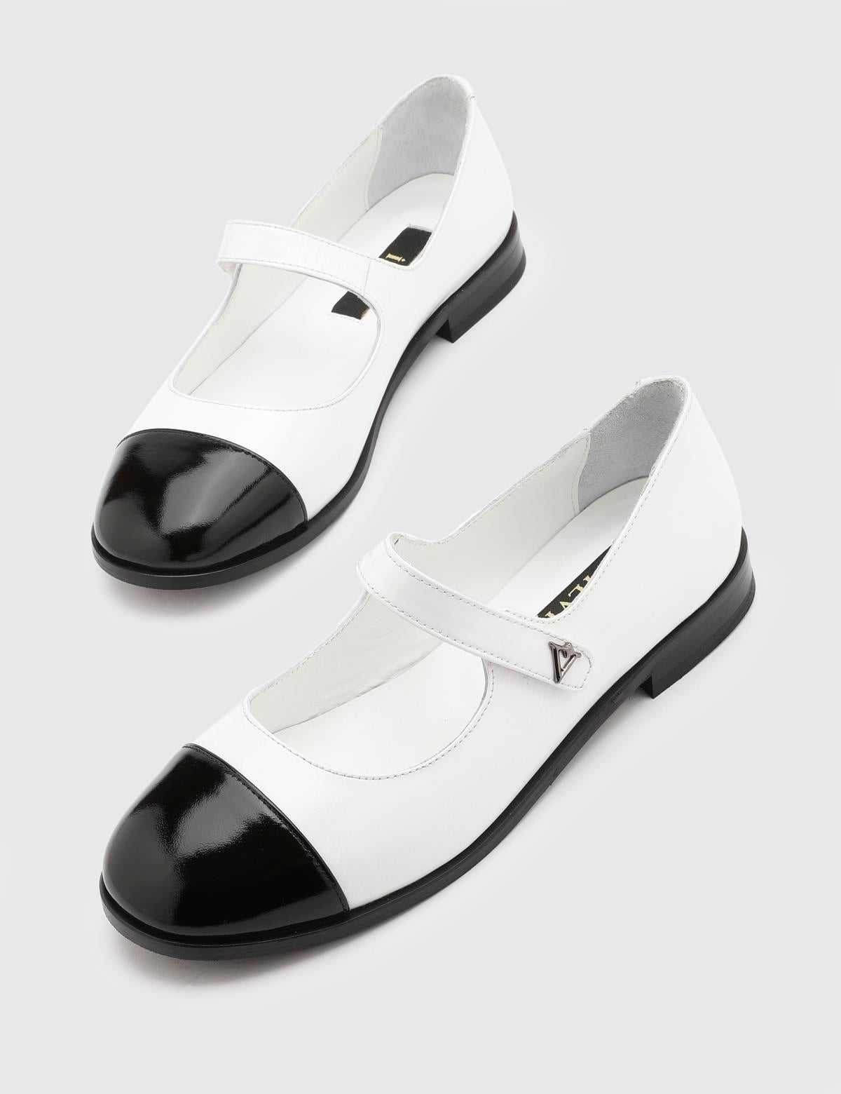 Shay White Patent Leather Women's Ballerina