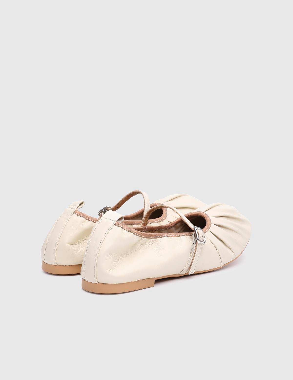 Stragier Beige Leather Women's Ballerina