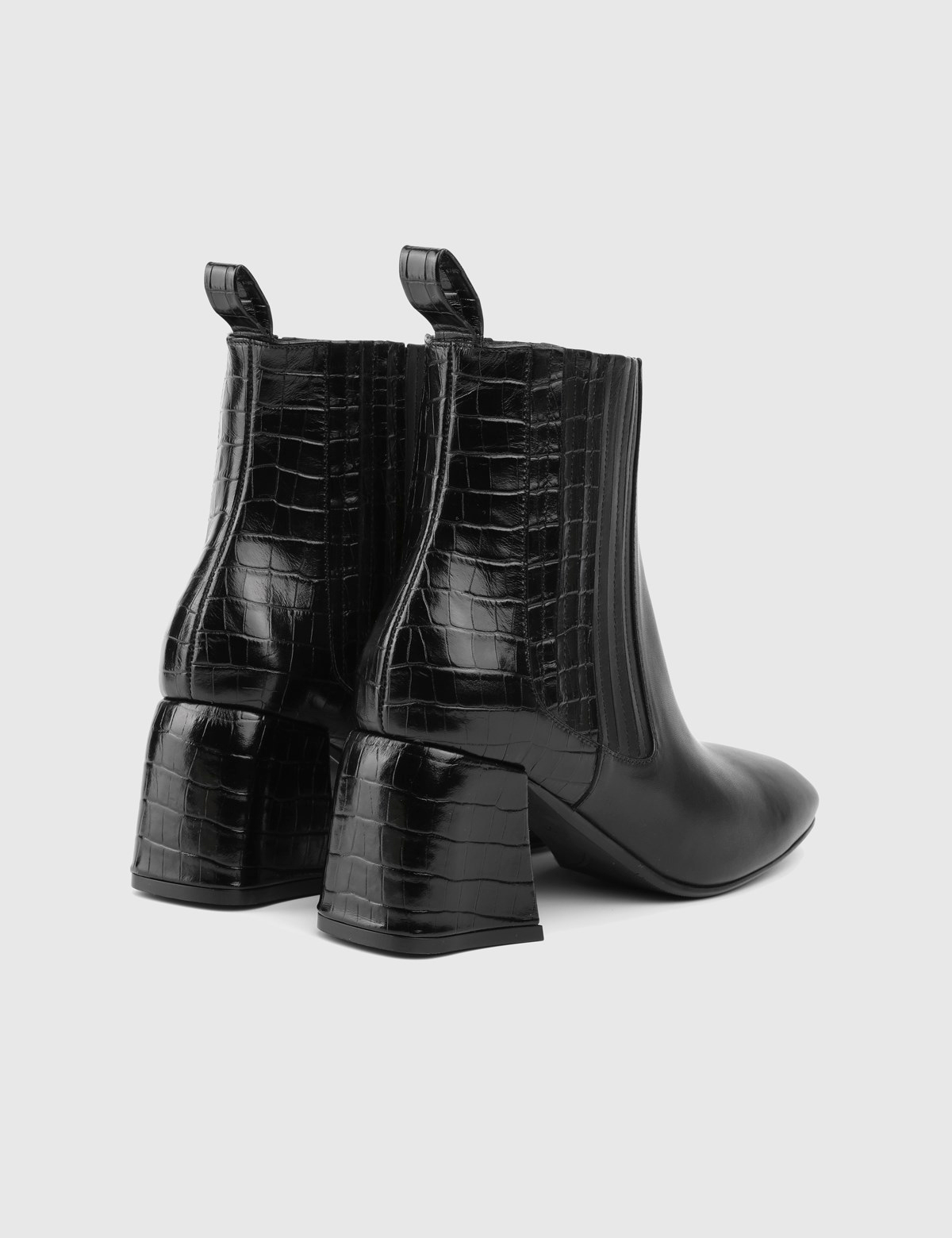Thalia Black Leather Women's Heeled Boot