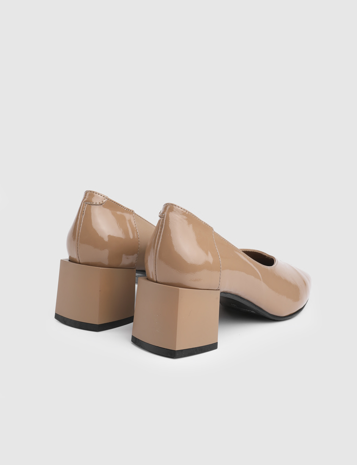 Tide Beige Patent Leather Women's Pump