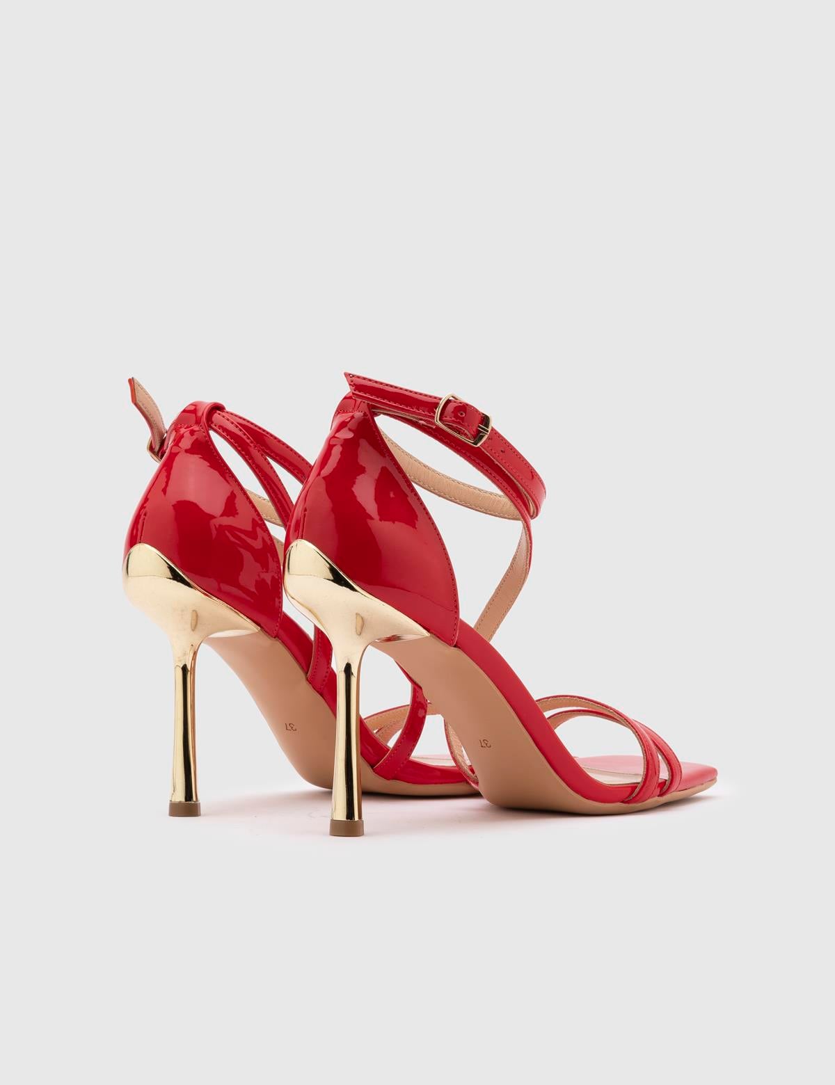 Wallen Red Patent Leather Women's Sandal