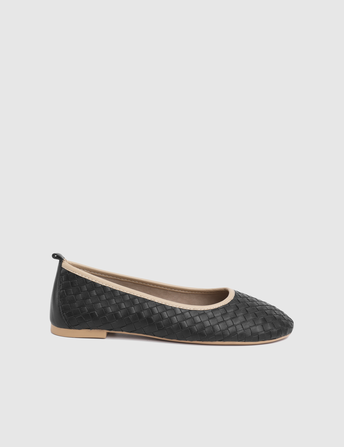 Yew Black Leather Women's Ballerina
