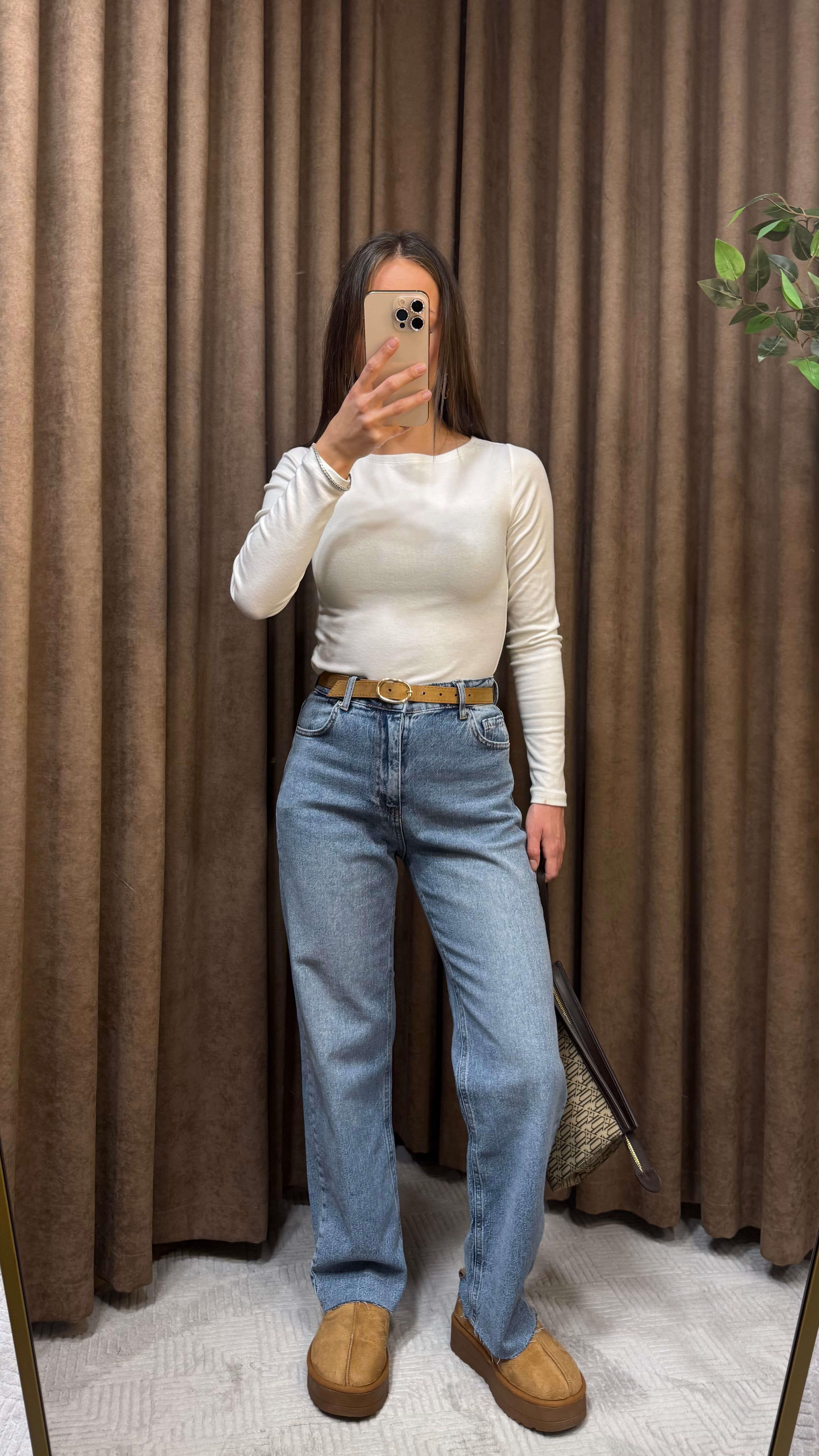 AÇIK MAVİ KEMERLİ STRAİGHT KESİK PAÇA JEAN