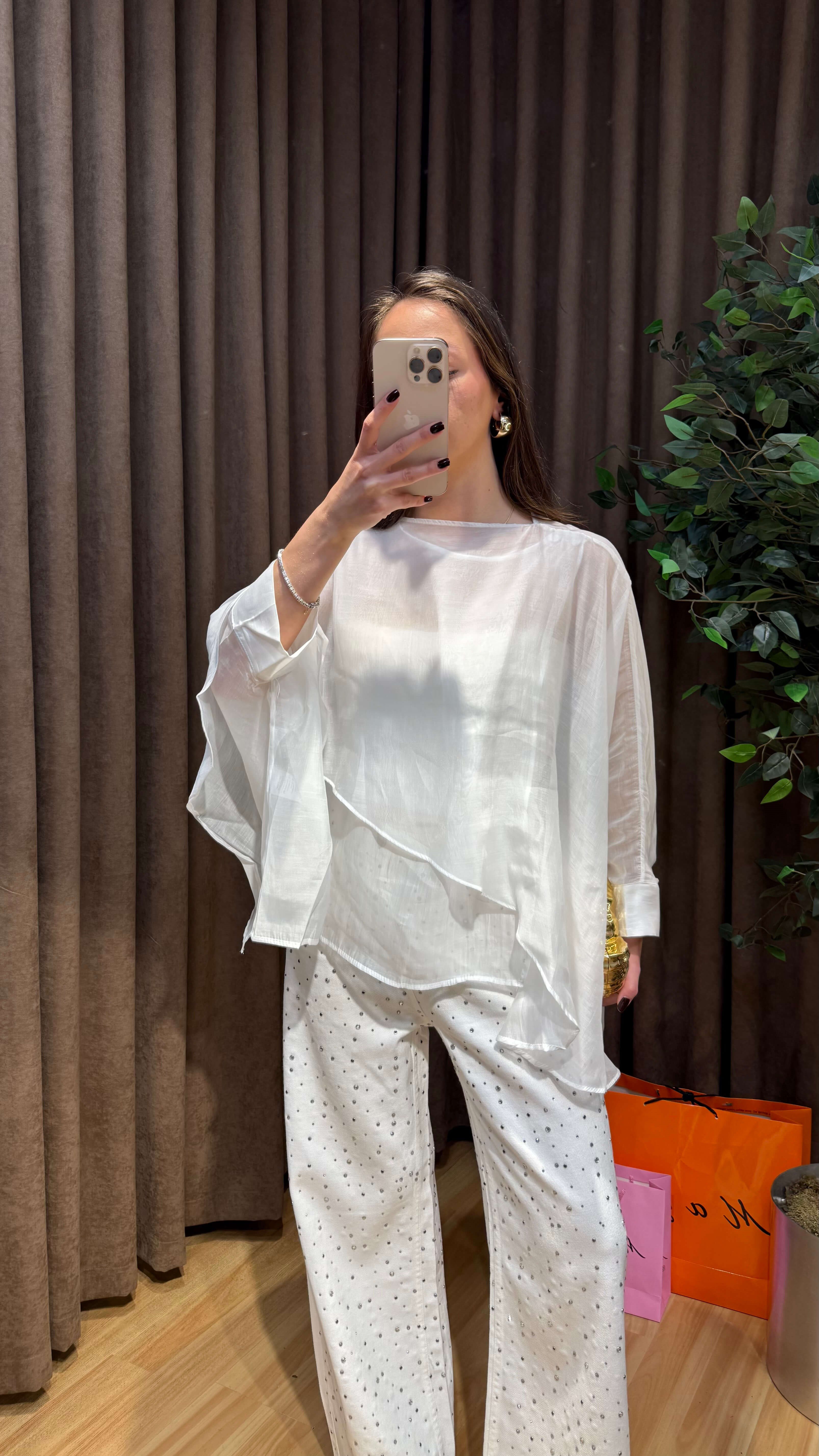 BEYAZ PELERİN MODEL TÜL BLUZ