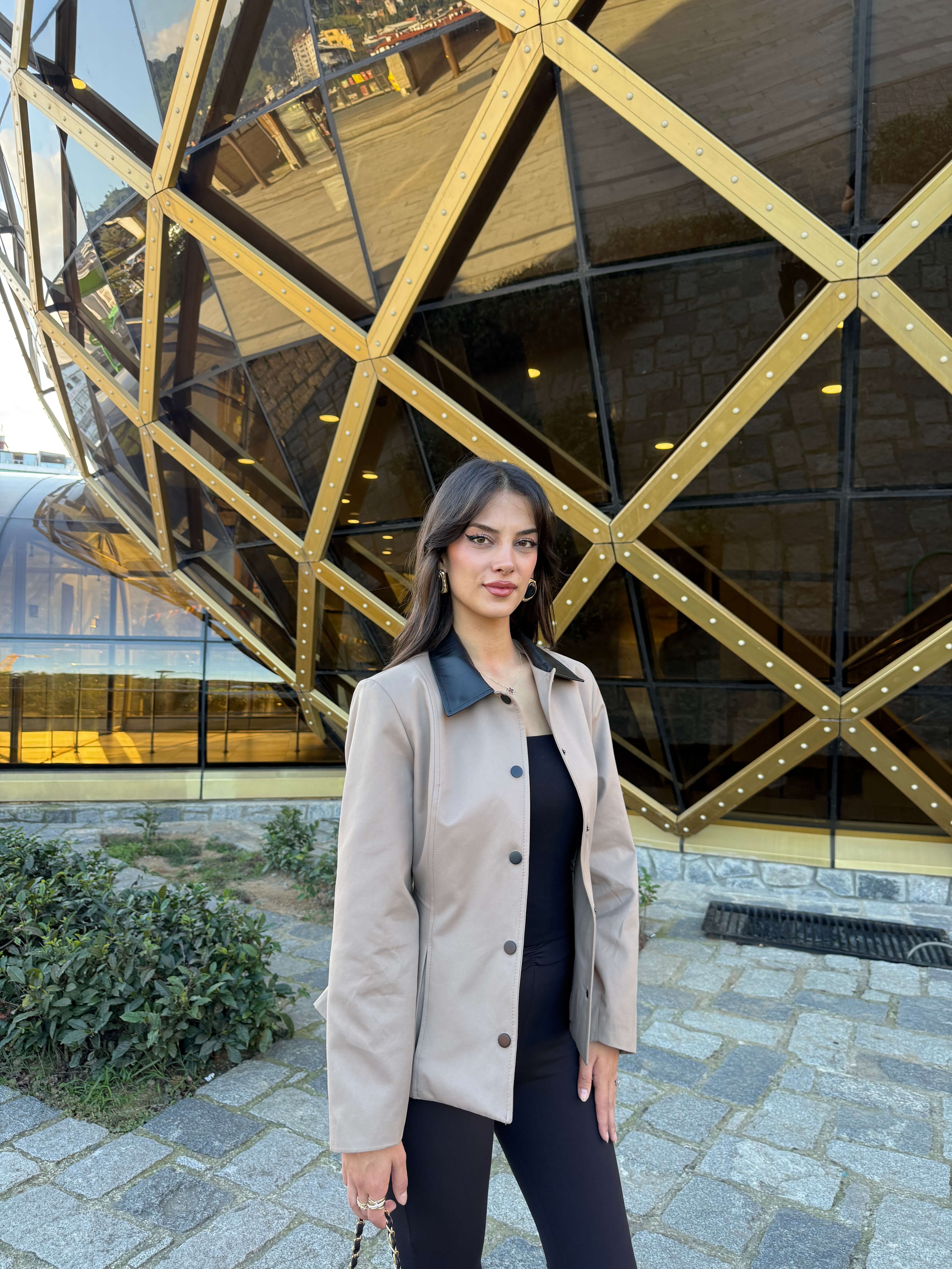 DERİ YAKALI BELDEN OTURTMALI CEKET-TAŞ