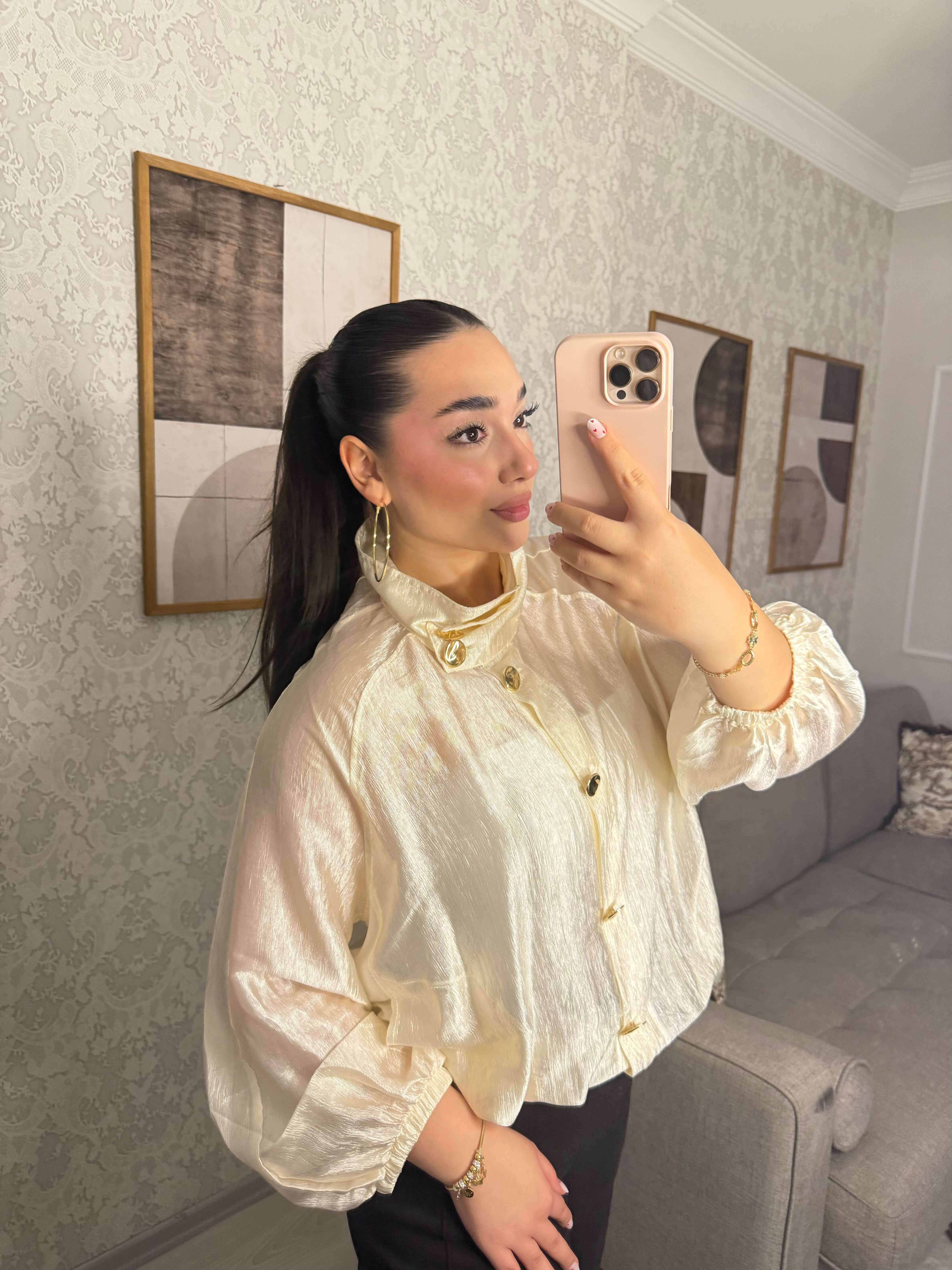 GOLD DÜĞMELİ DİK YAKA BOMBER