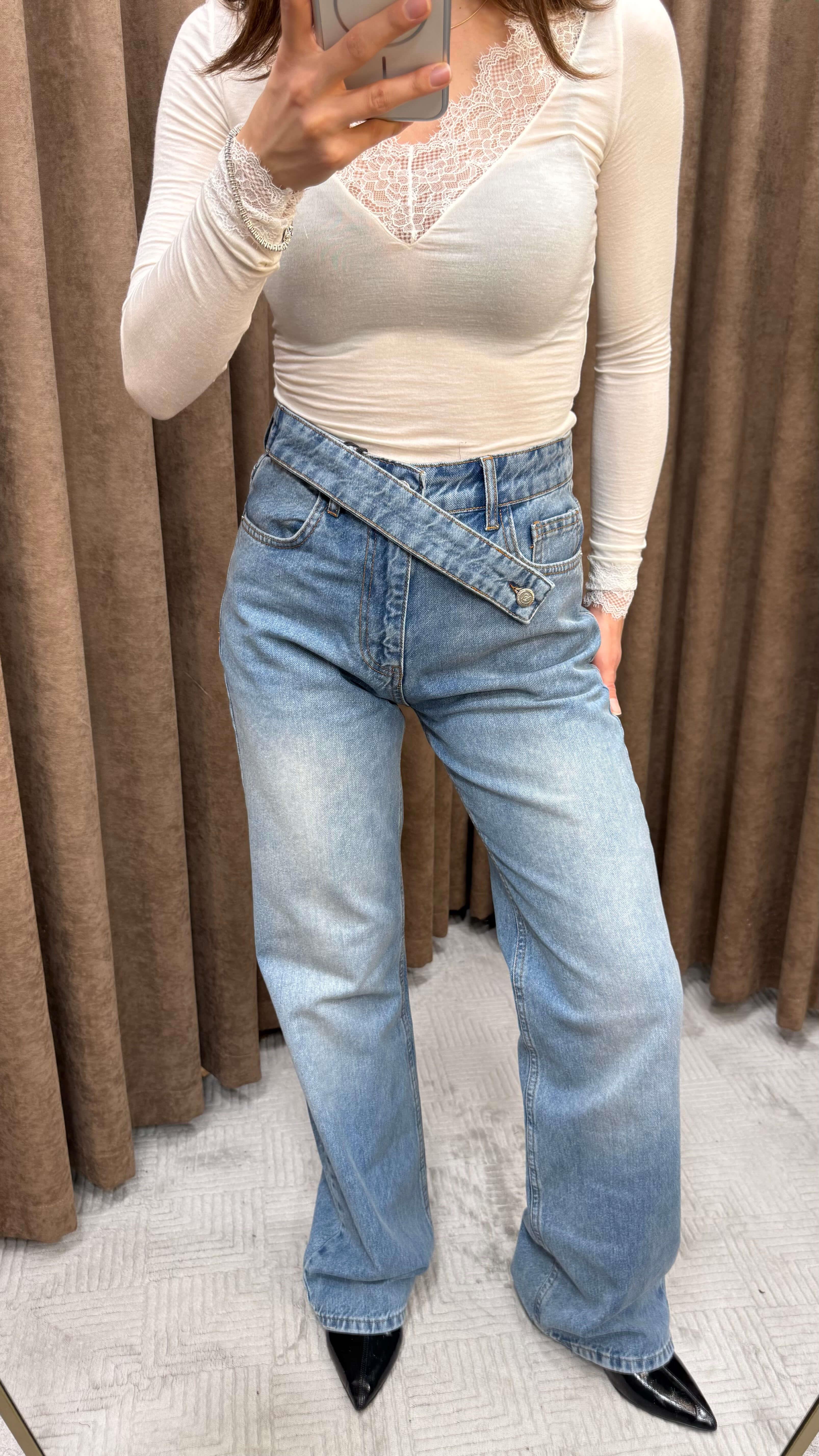 KOYU MAVİ WİDE LEG TASARIM JEAN