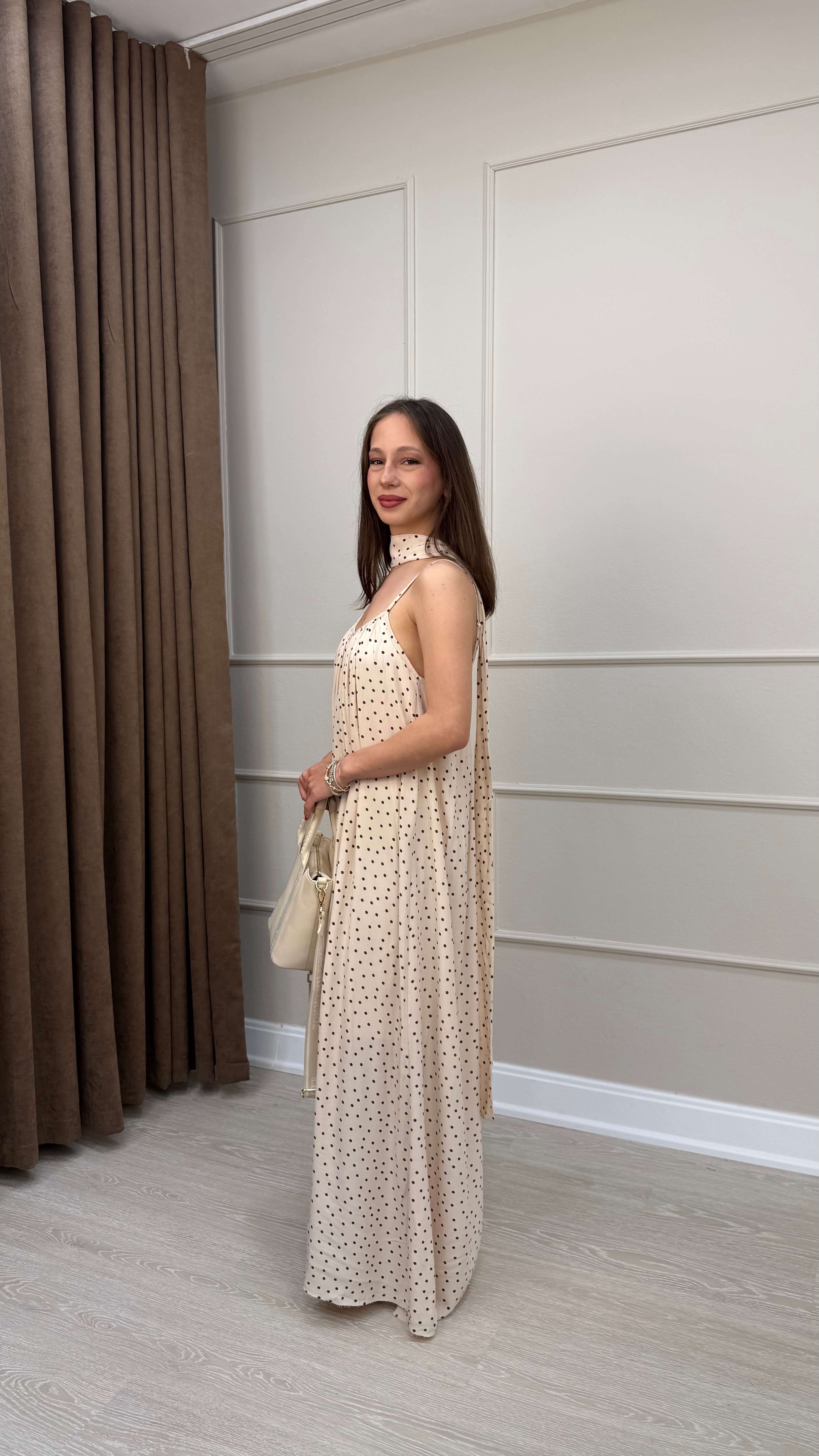 TAŞ PUANTİYELİ FULARLI ELBİSE