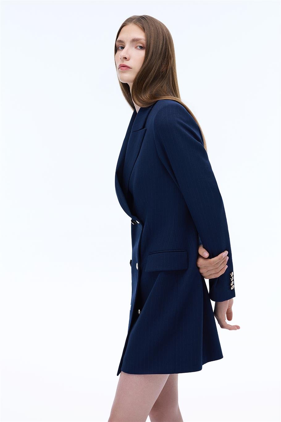 Actors Regular Fit Çizgili Desenli Kısa Boy Takma Kol Ceket Yaka Lacivert Renk Elbise