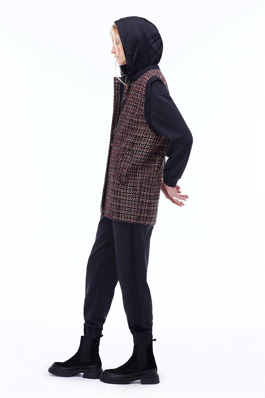 Aidias Regular Fit Standart Boy Sıfır Kol Bisiklet Yaka Siyah Yelek