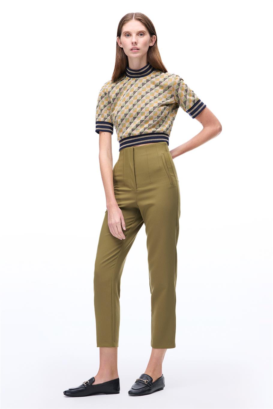Alcors Slim Fit Geometrik Desen Crop Boy Takma Kol Bisiklet Yaka Yesıl Bluz