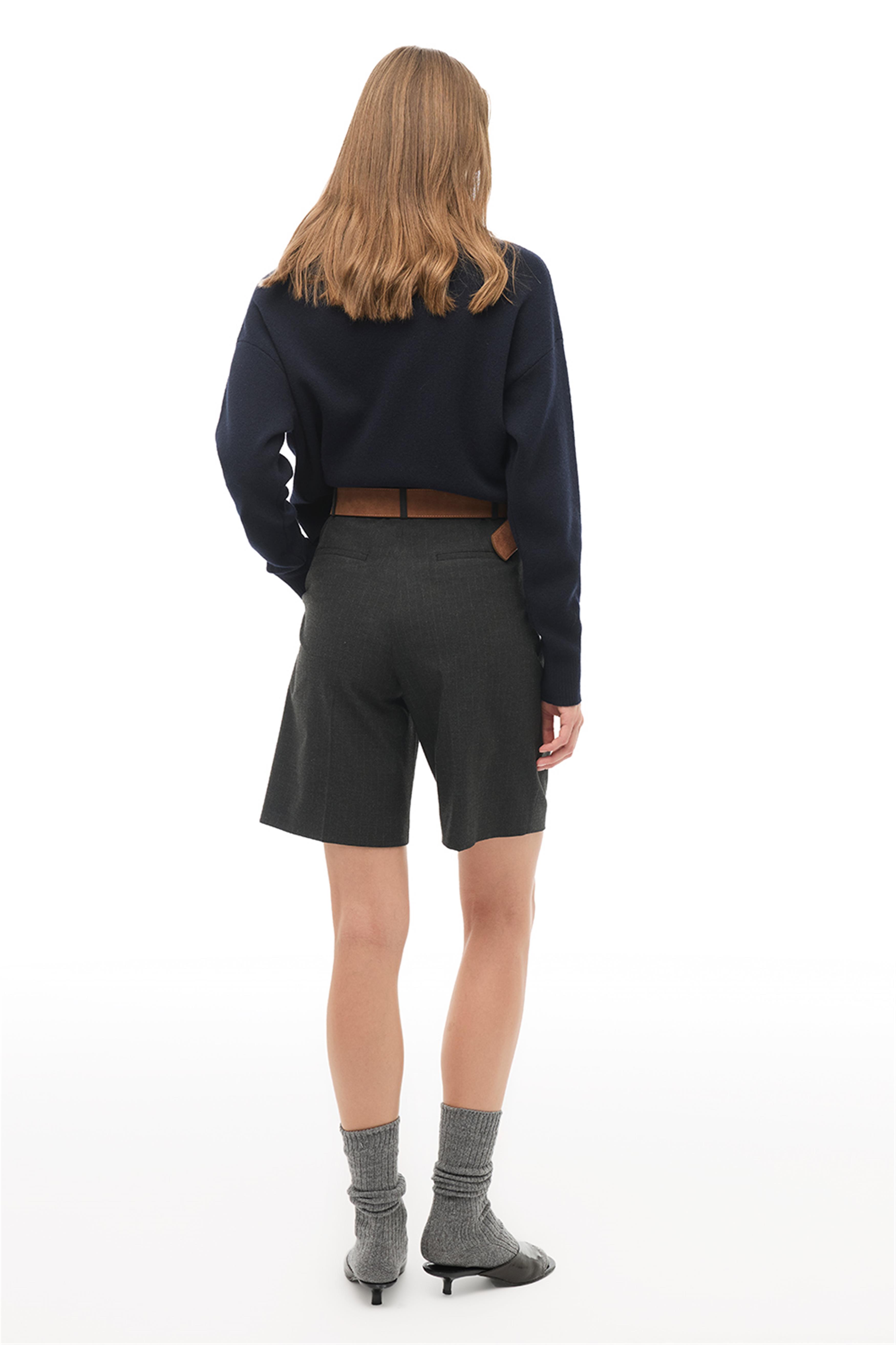 Antrasit Geniş Paça Diz Üstü Şort