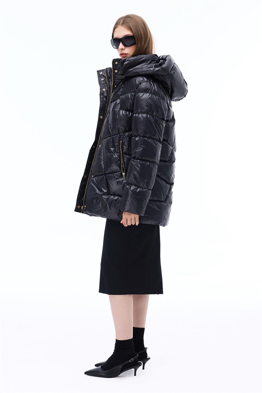 Aurens Rahat Kalıp Diz Üstü Düşük Kollu Hakim Yaka Siyah Mont