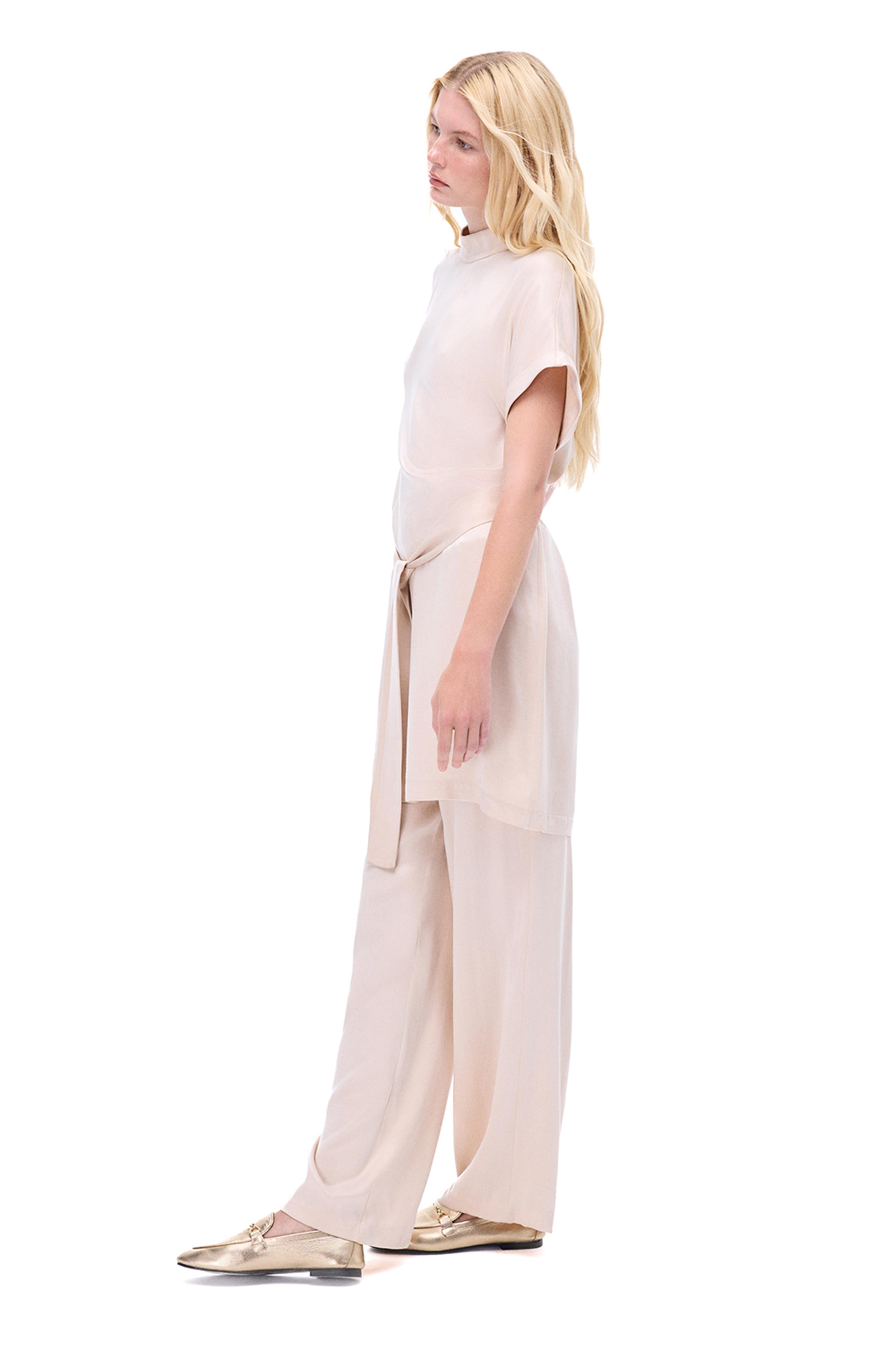 Bambuck Regular Fit Diz Üstü Düşük Kollu Yarım Dik Yaka Bej Renk Elbise