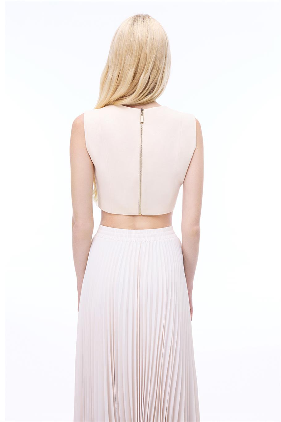 Bej Yuvarlak Yaka Sıfır Kol Bluz