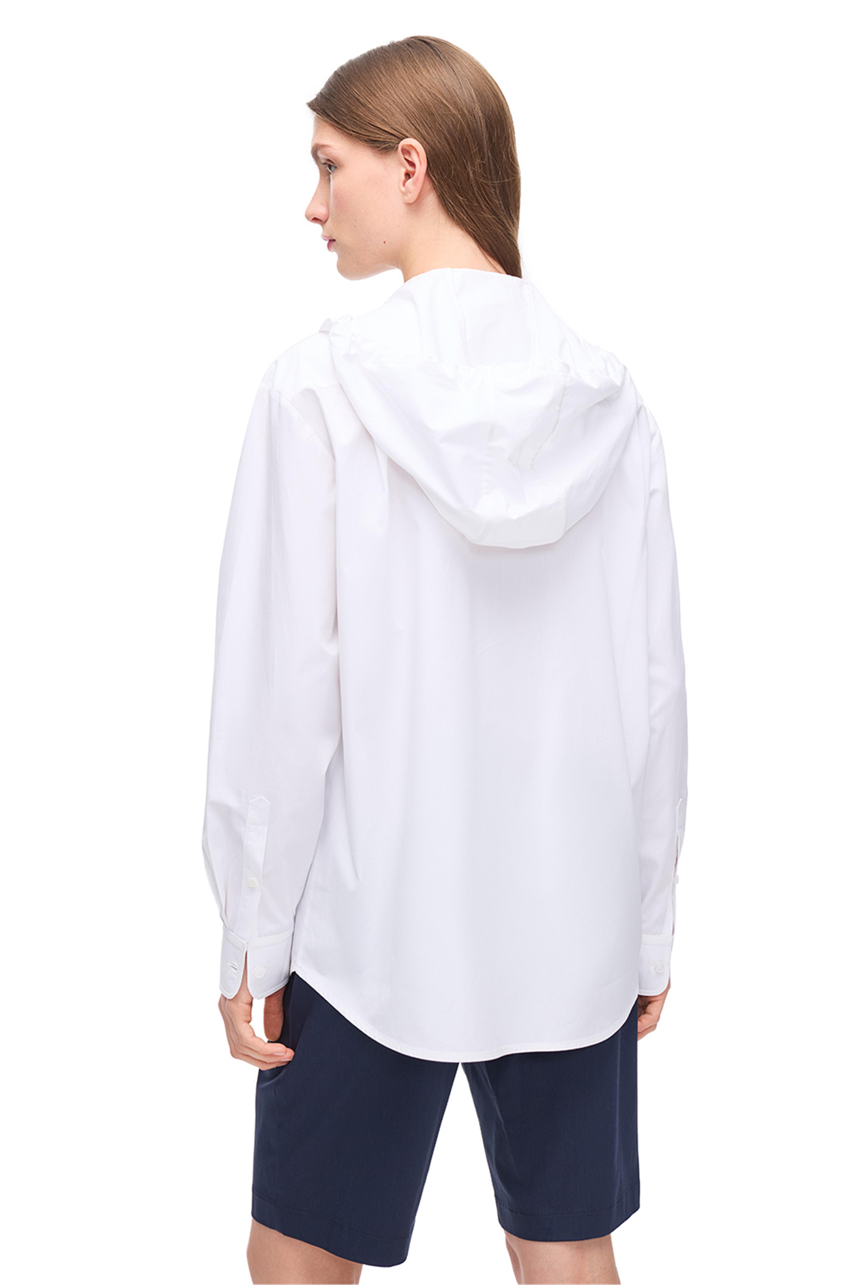 Beyaz Kapüşonlu Gömlek