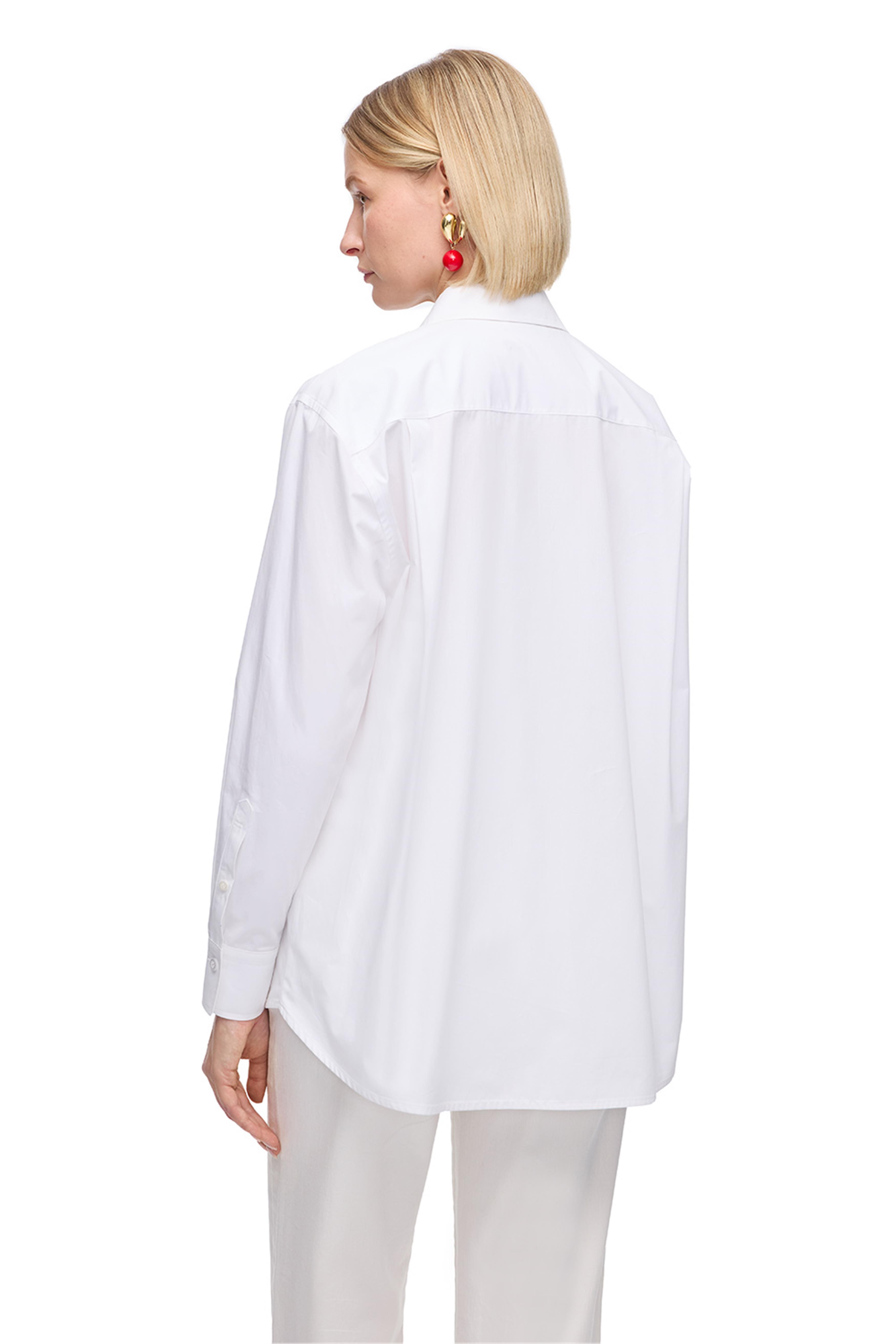 Beyaz Rahat Kalıp Gömlek