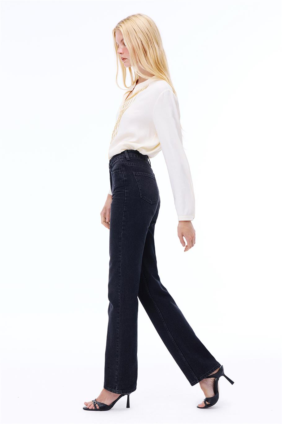 Blendas Rahat Kalıp Bilek Boy Siyah Pantolon