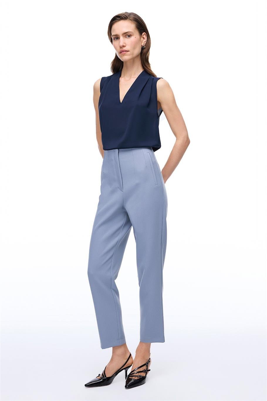 Gri Yüksek Bel Dar Paça Pantolon