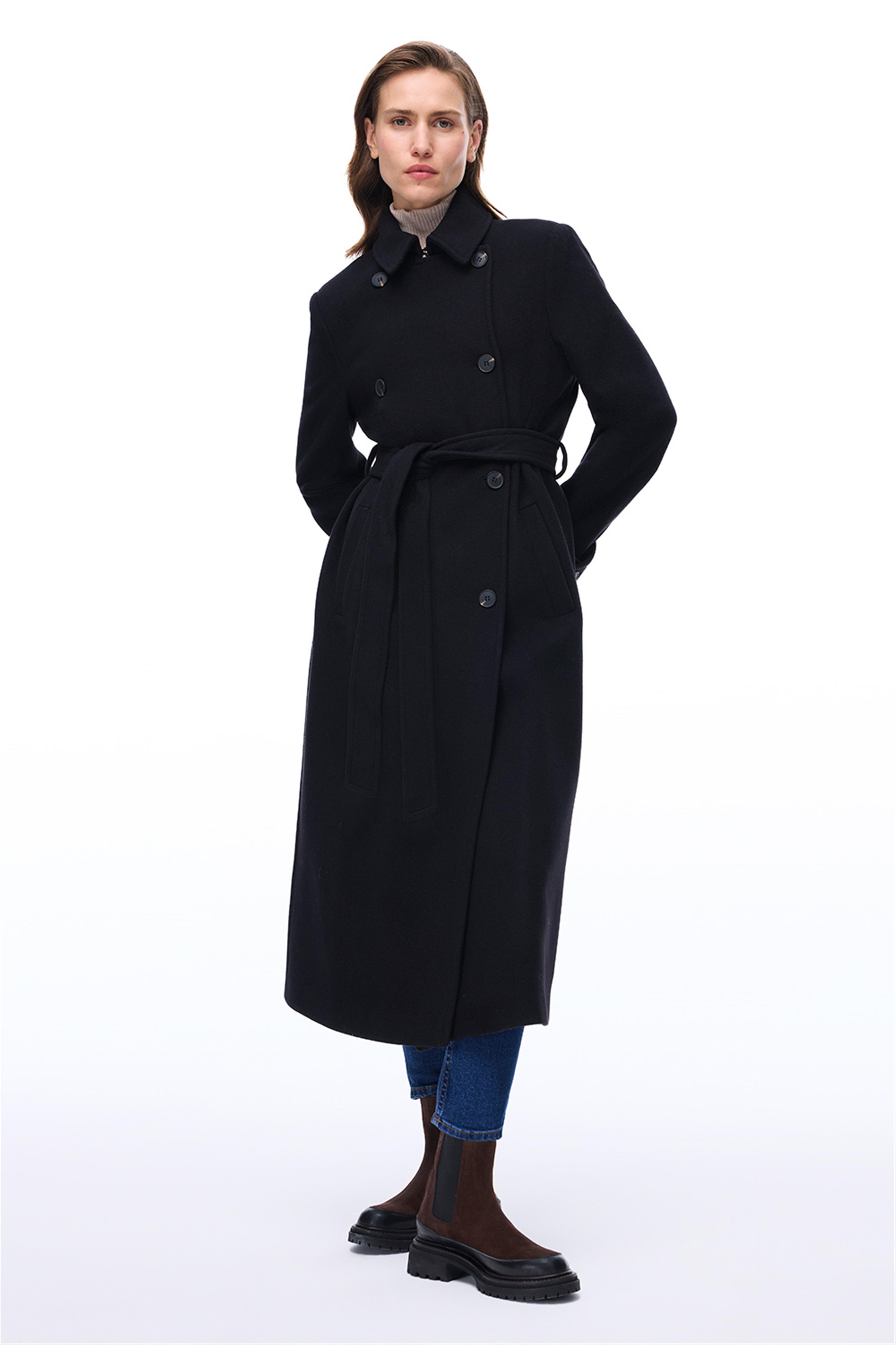 Hope Rahat Kalıp Gömlek Yaka Siyah Renk Kadın Kaban