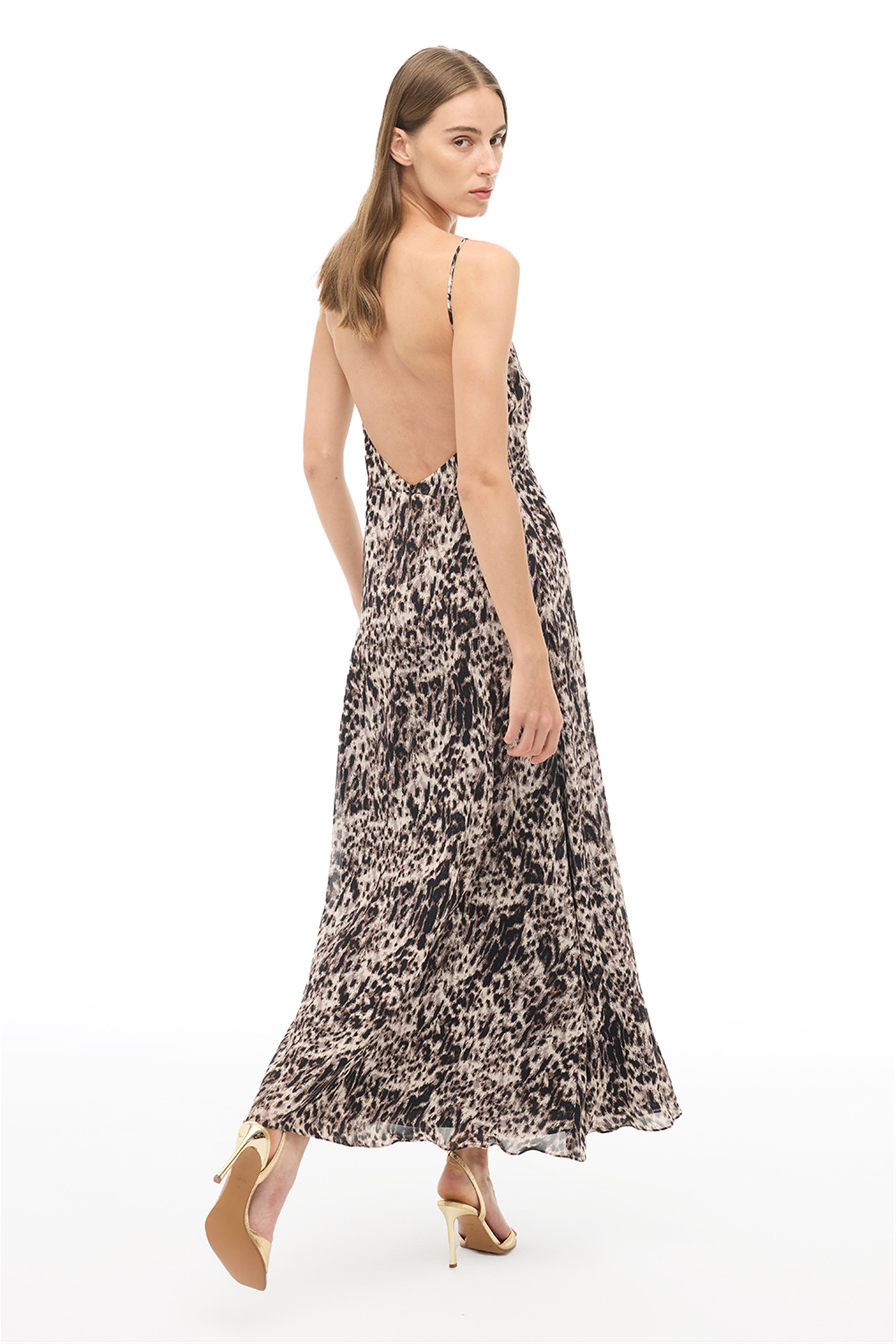 Kahverengi V-Yaka Uzun Elbise