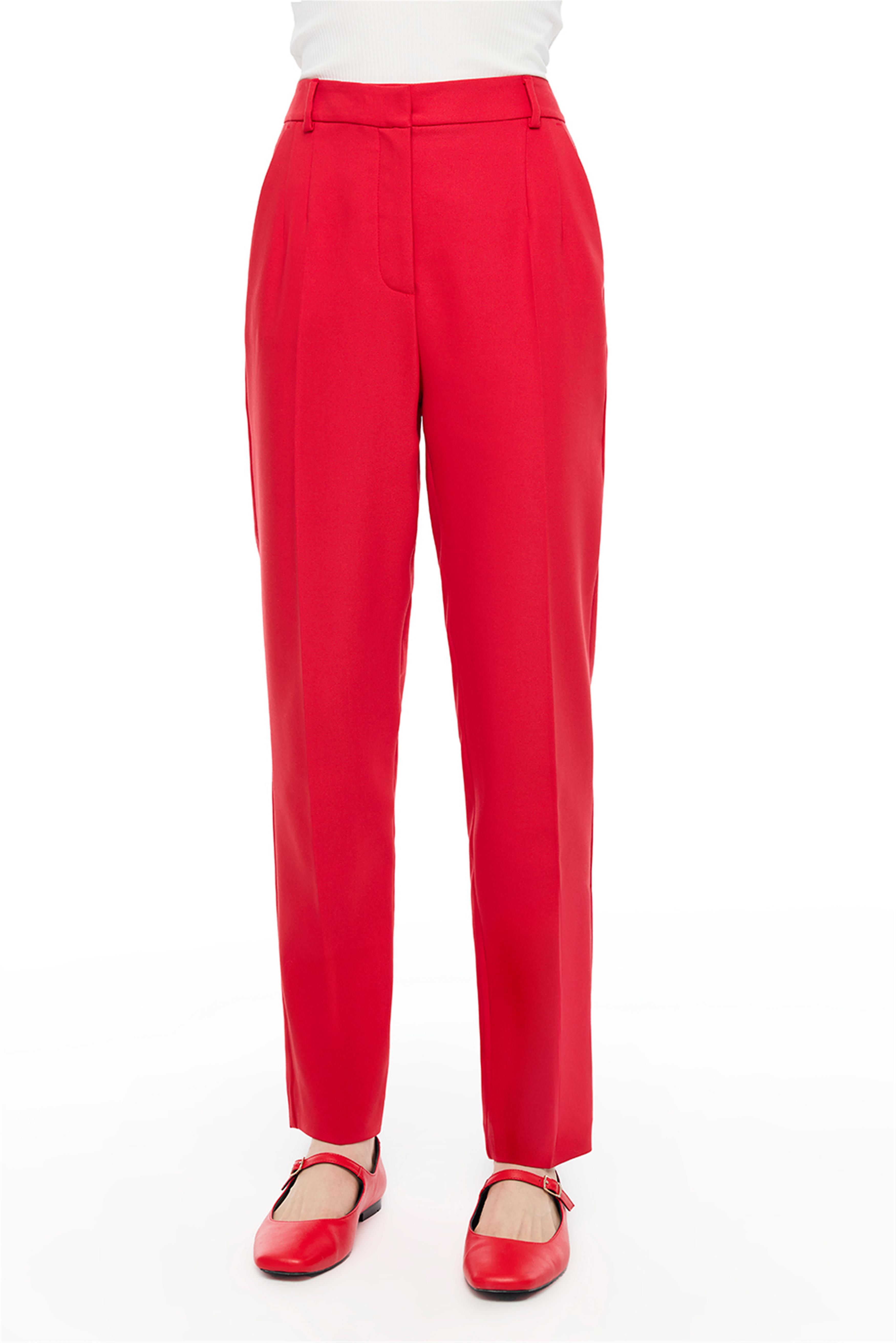 Kırmızı Pantolon