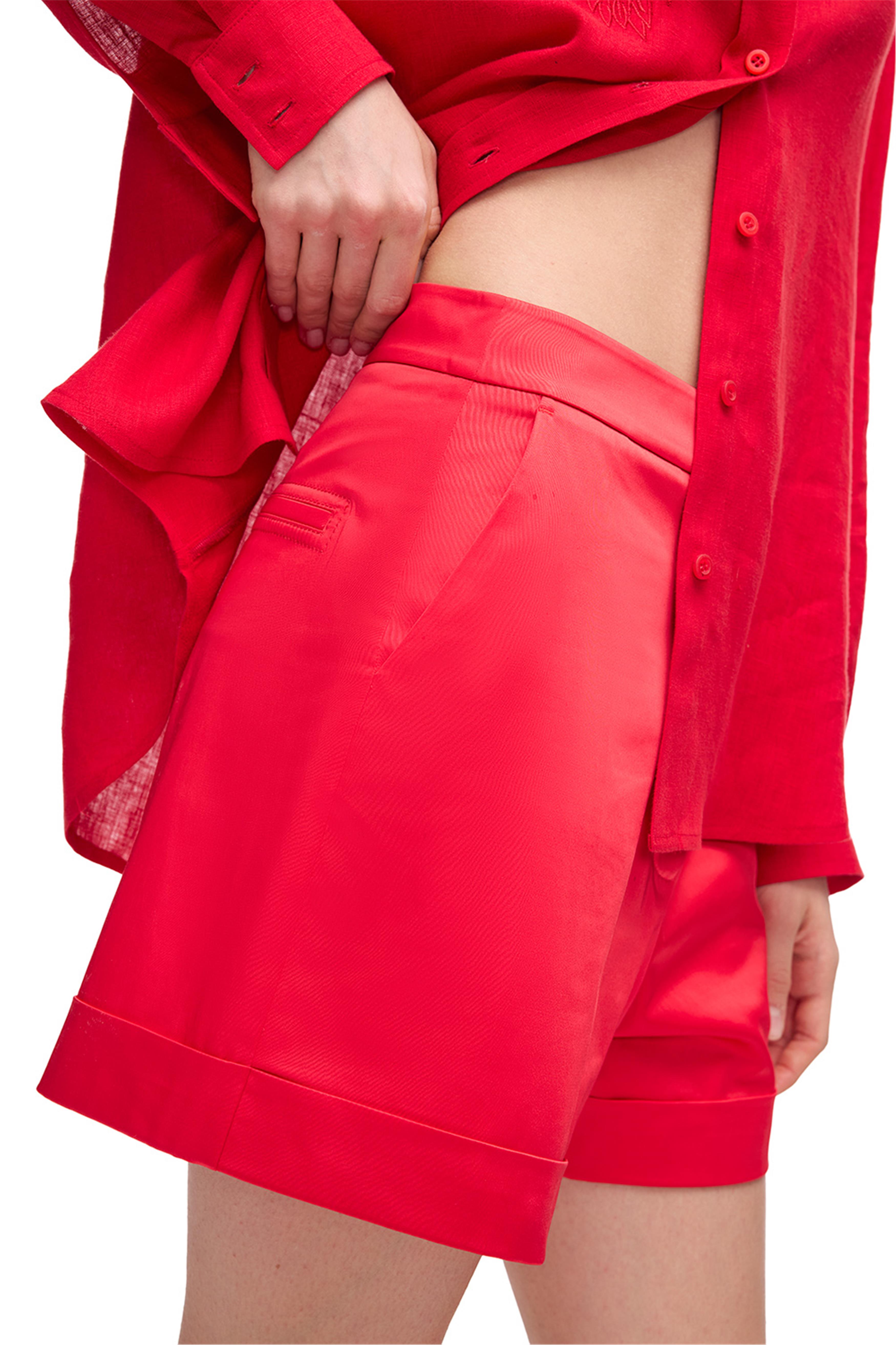 Kırmızı Yüksek Bel Kısa Şort