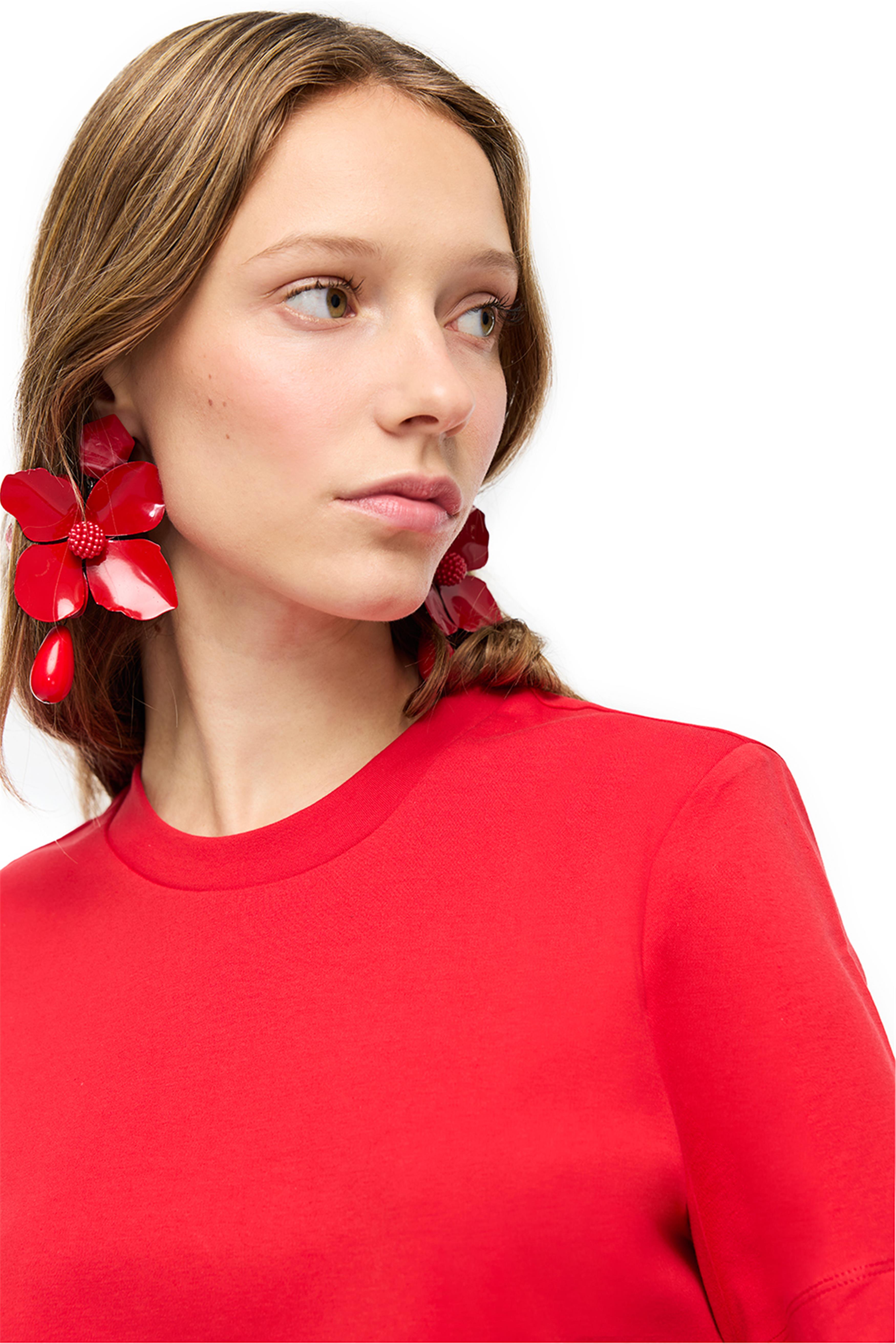 Makis Kırmızı Renk Rahat Kalıp Bisiklet Yaka Takma Kol Tişört