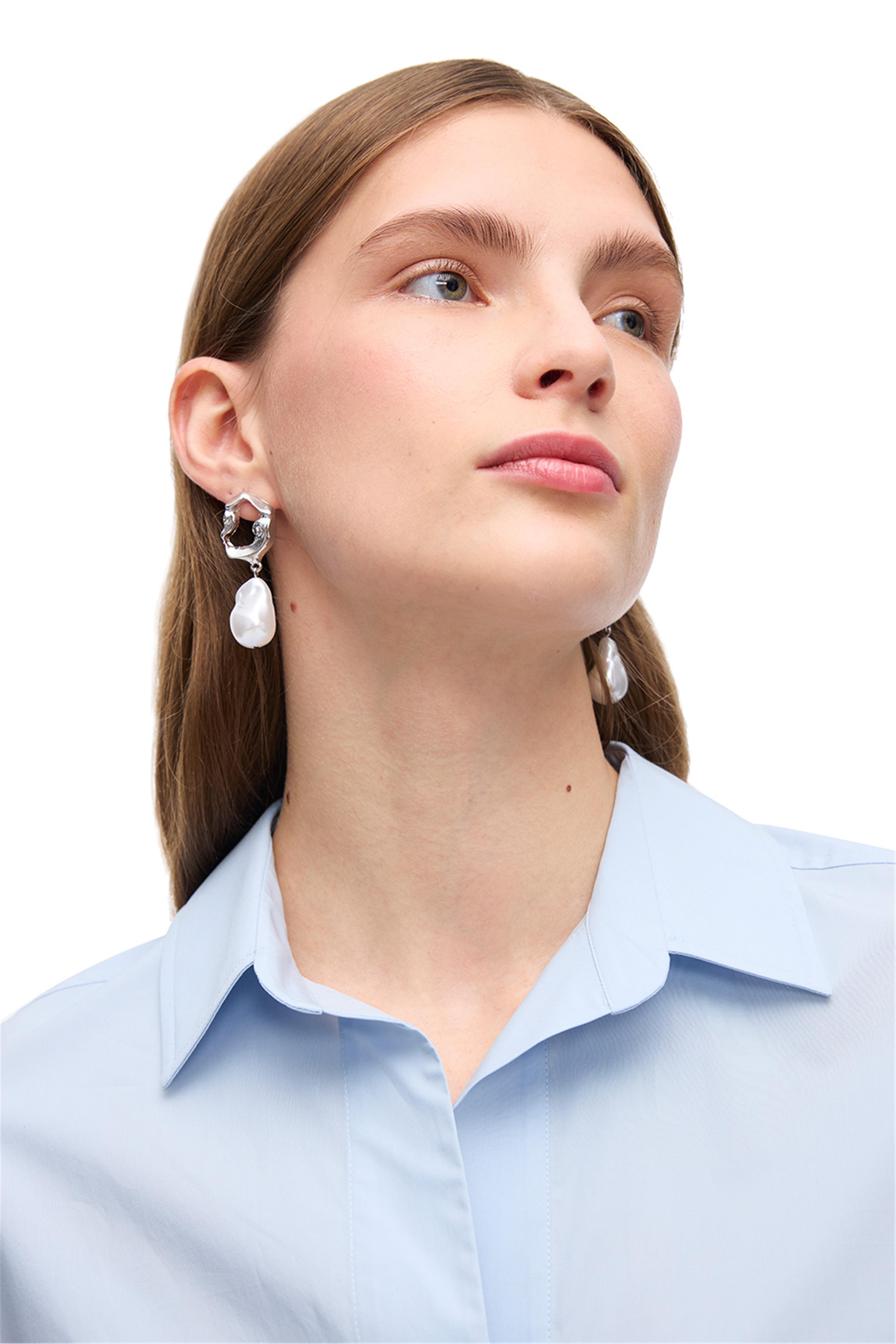 Mavi V Yaka Pamuklu Bluz