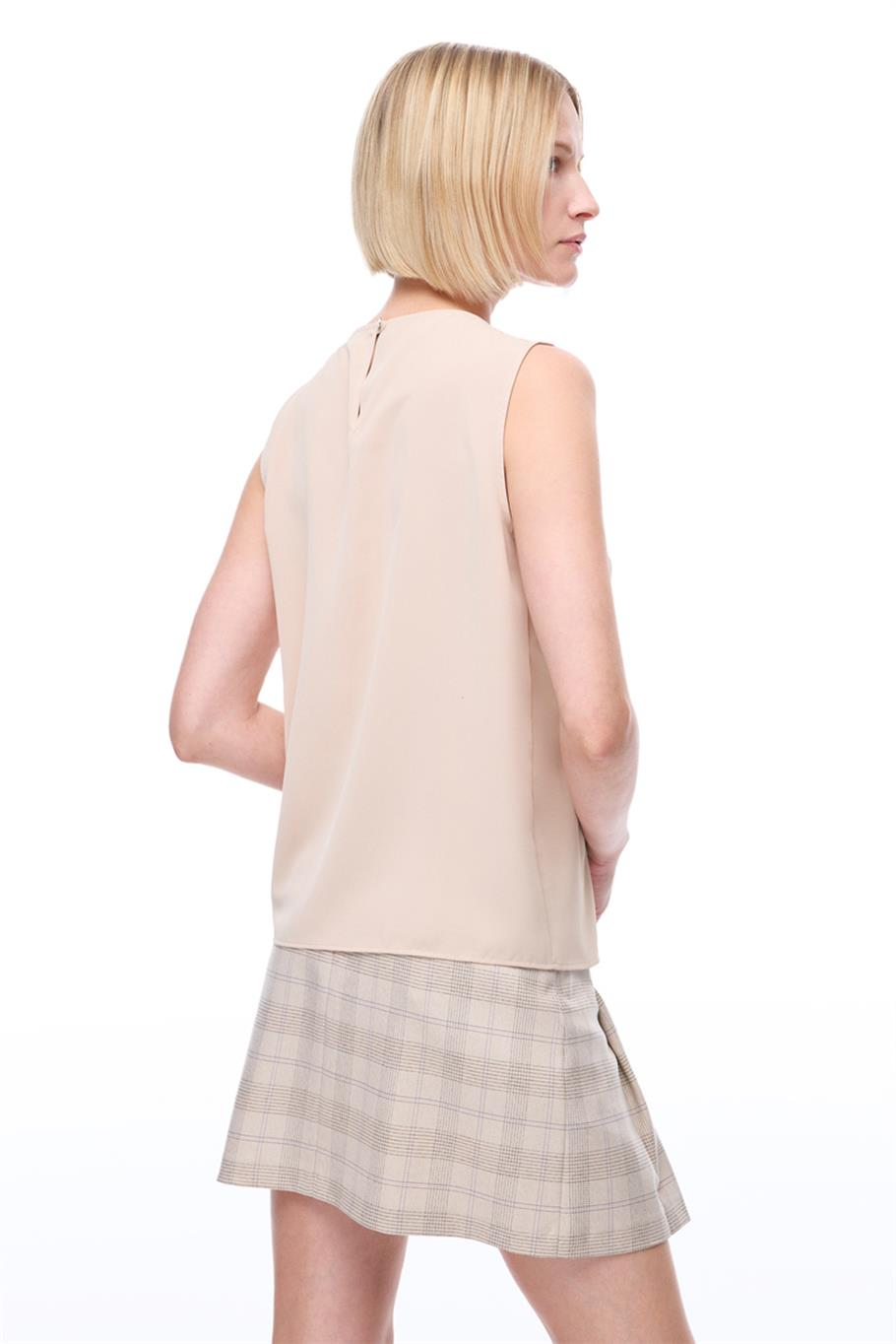 Nude Bisiklet Taka Sıfır Kol Bluz