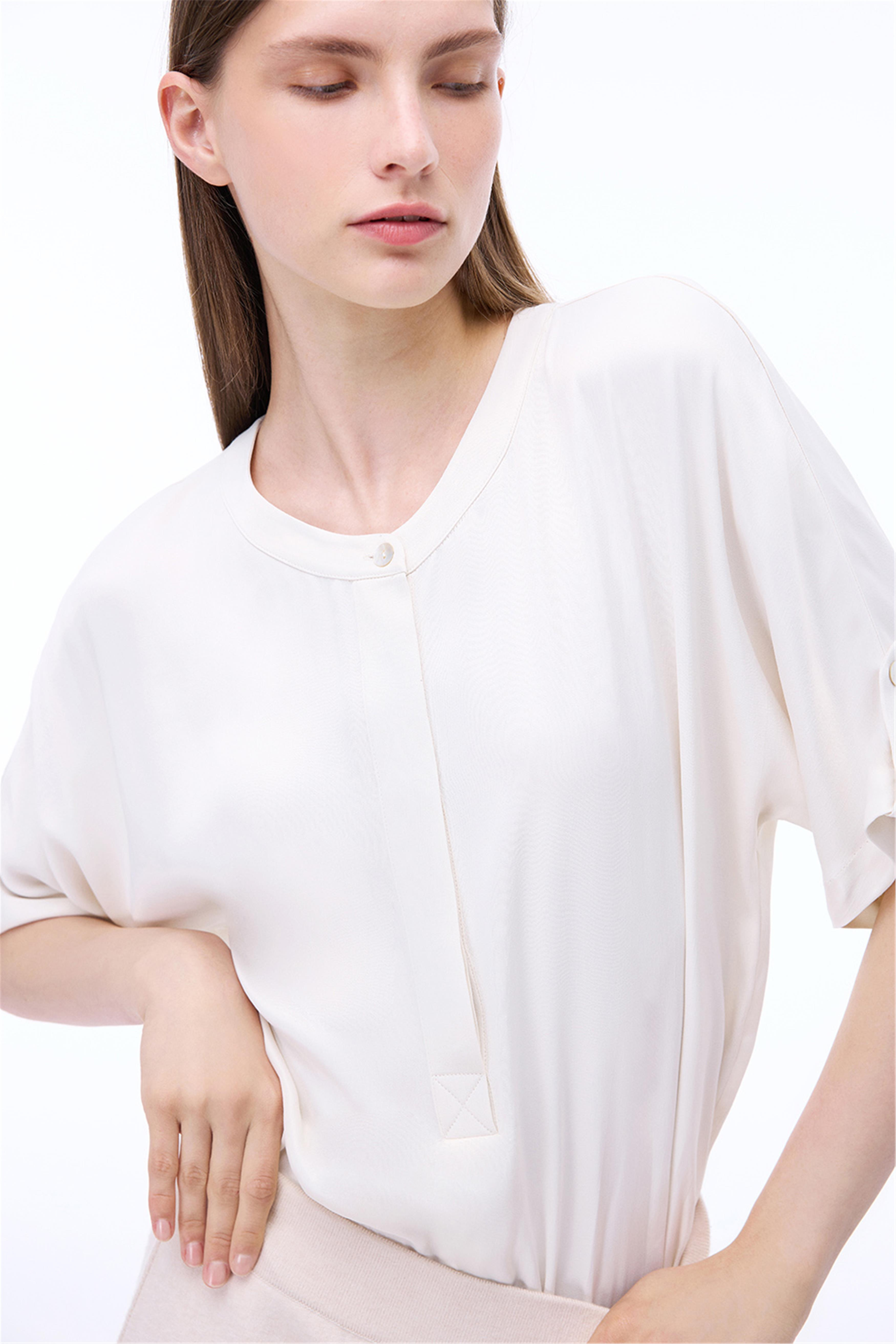 Safira Regular Fit Standart Boy Düşük Kollu Bisiklet Yaka Ekru Renk Kadın Bluz