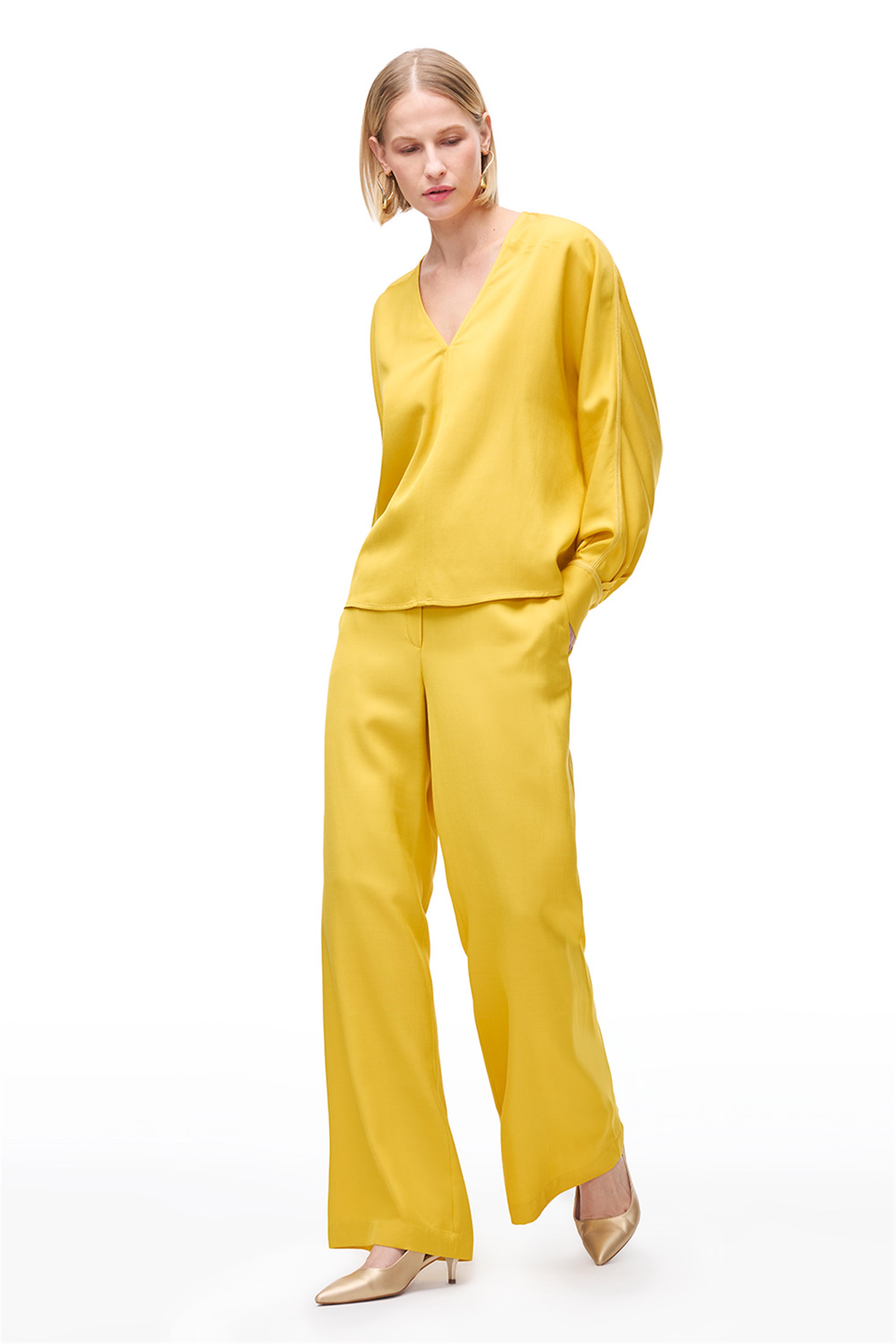 Sarı Gömlek Yaka Uzun Kollu İpek Karışımlı Bluz