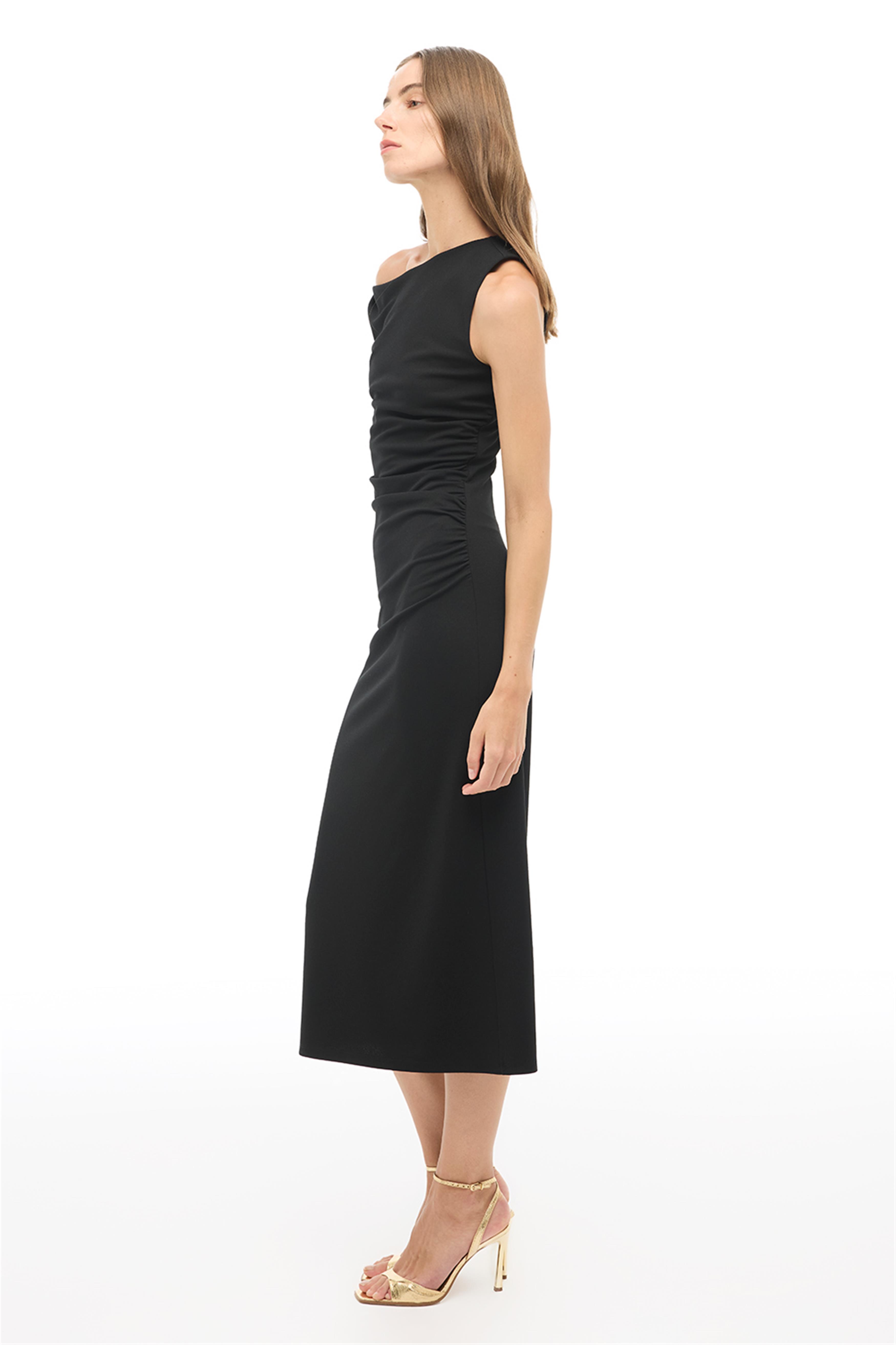 Siyah Asimetrik Yaka Slim Fit Bilekte Elbise