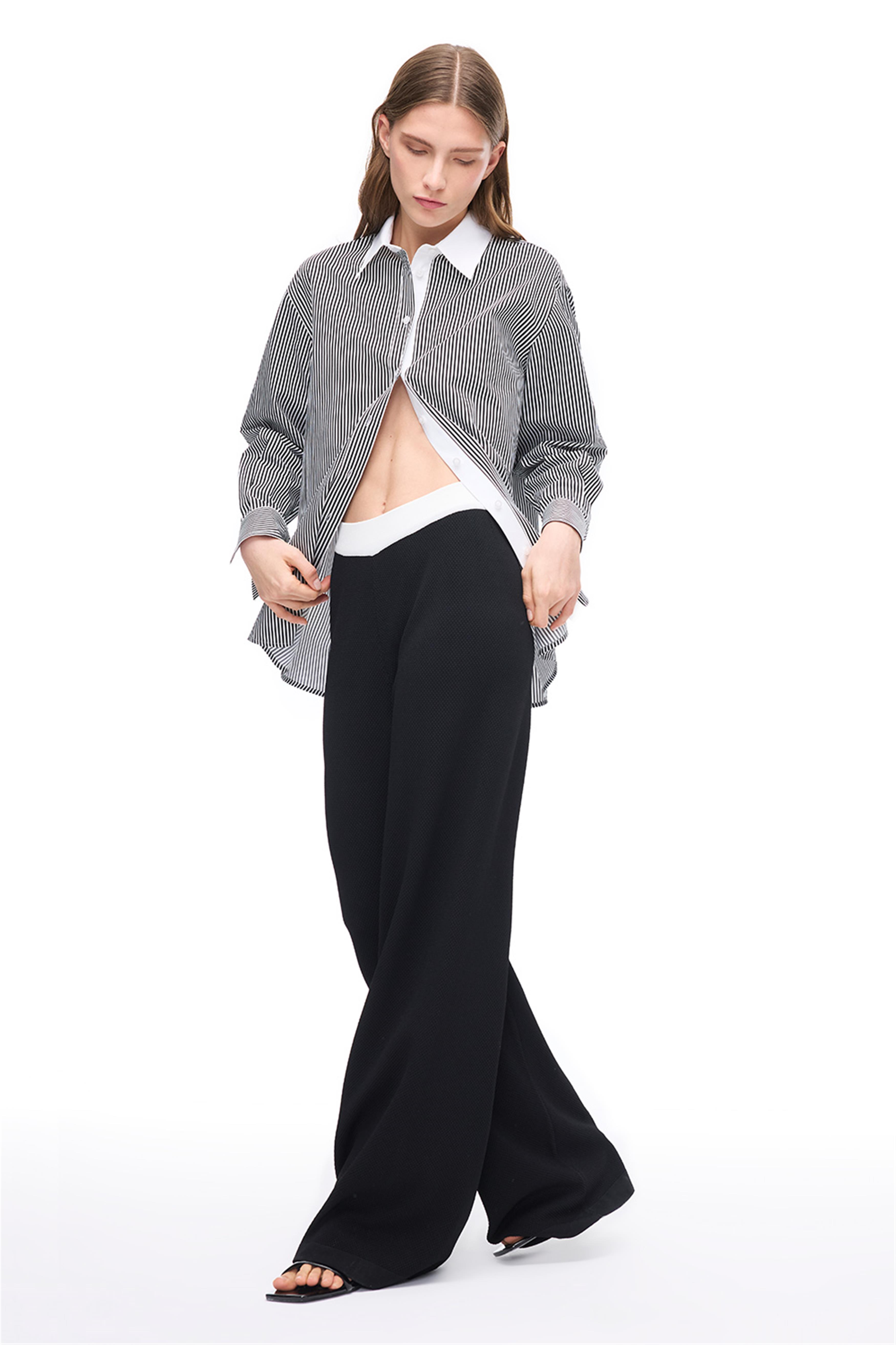 Siyah Beyaz Çizgili Pamuklu Düşük Kollu Gömlek