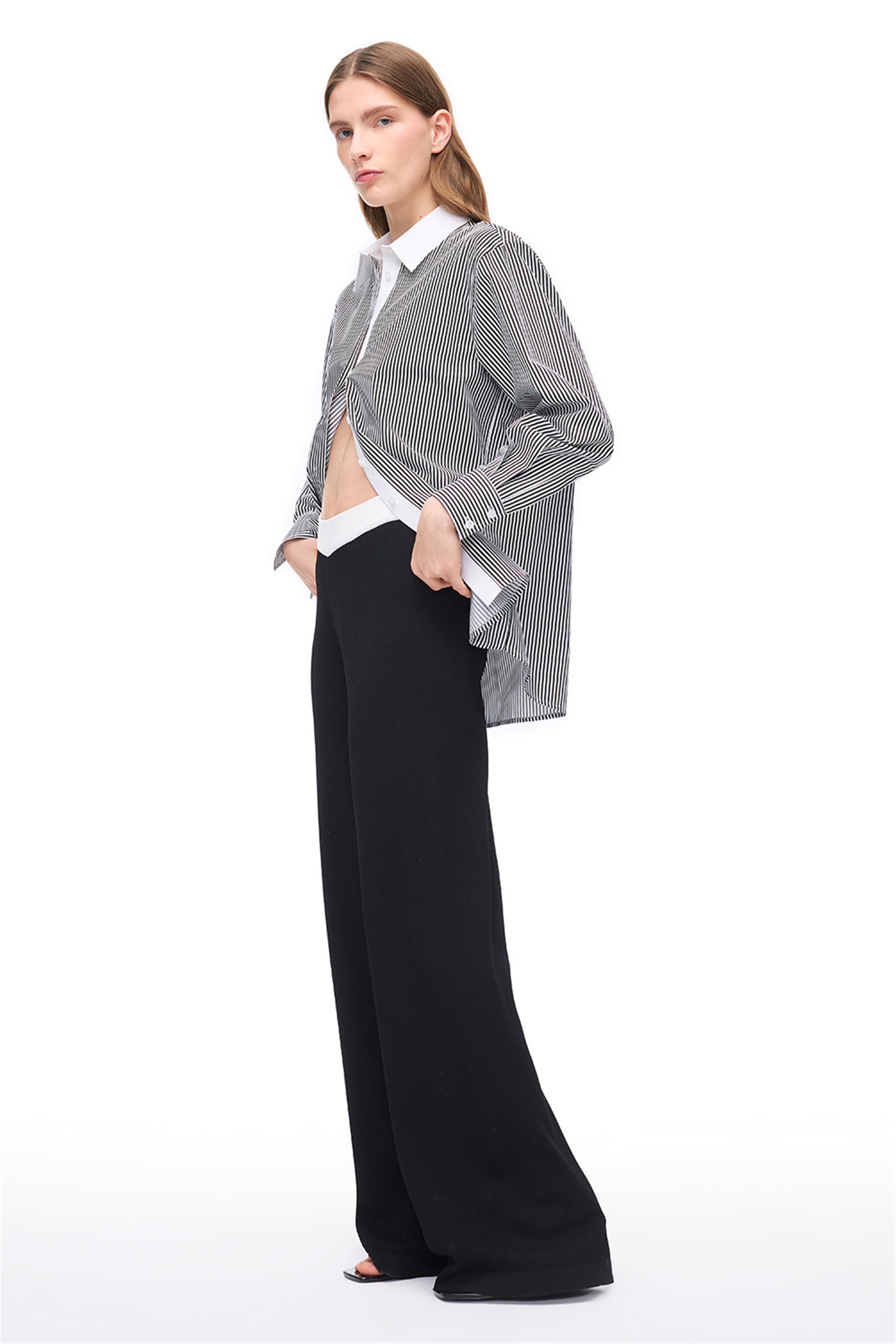 Siyah Beyaz Çizgili Pamuklu Düşük Kollu Gömlek