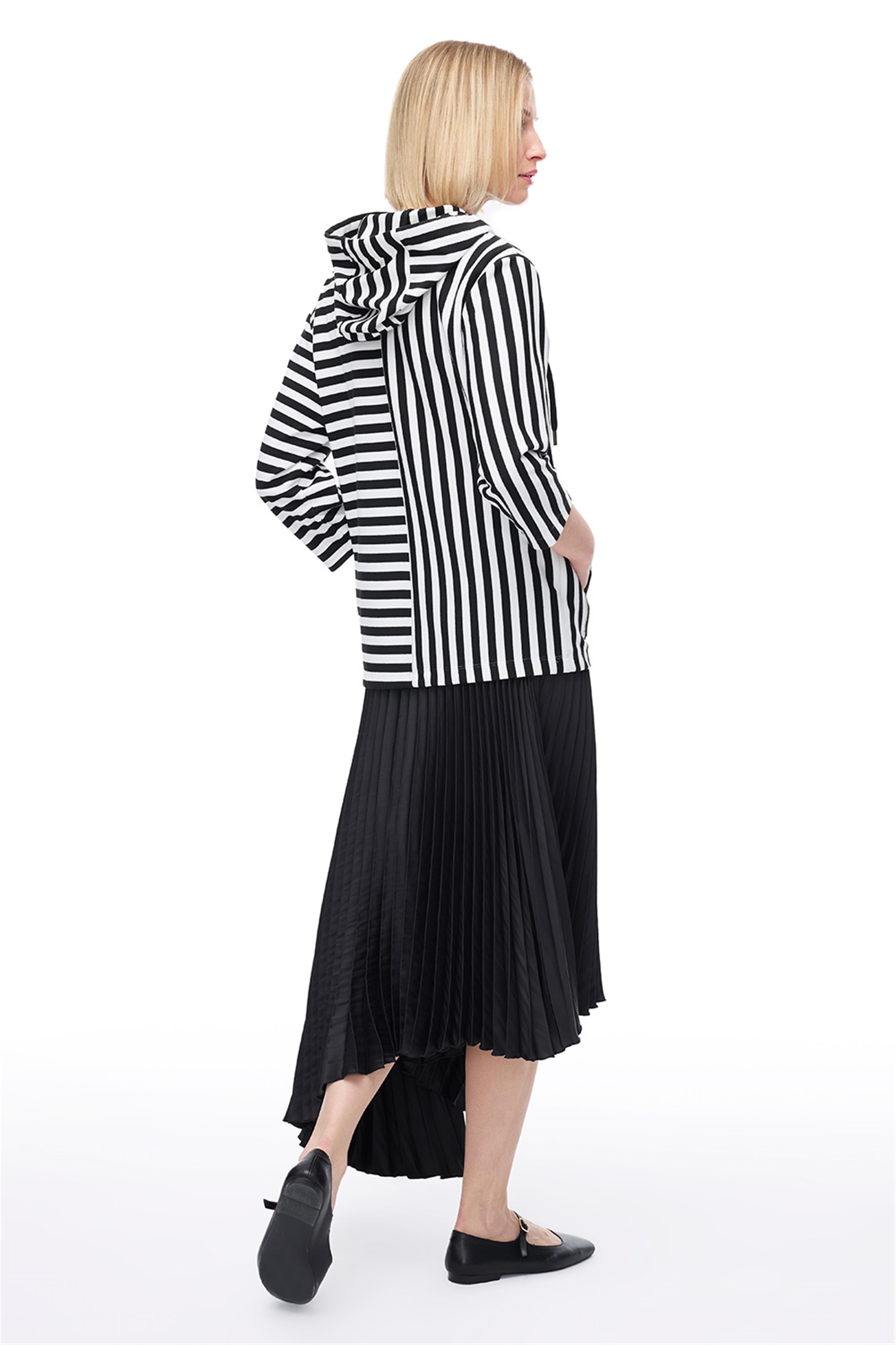 Siyah Diz Altı Plise Etek