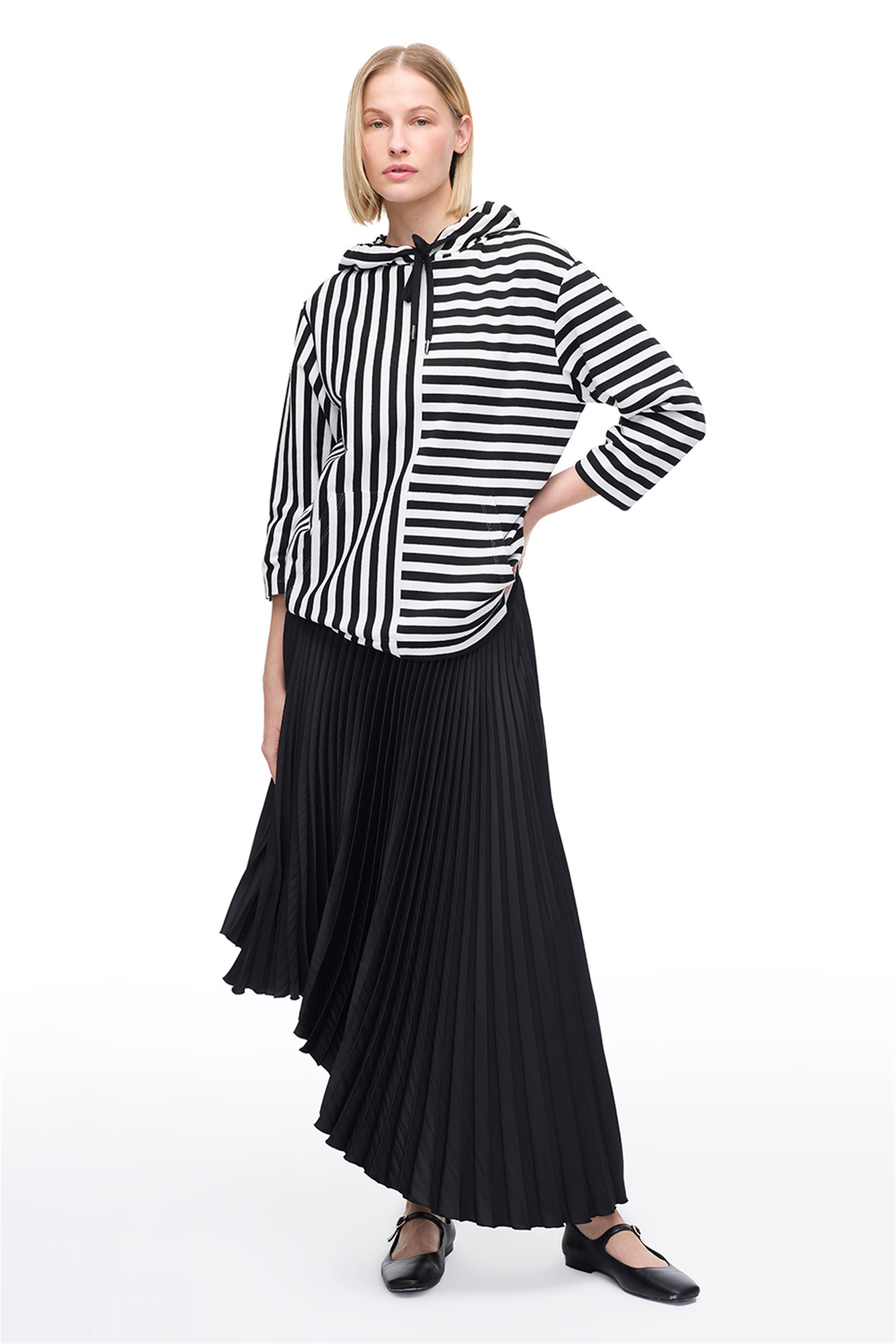 Siyah Diz Altı Plise Etek