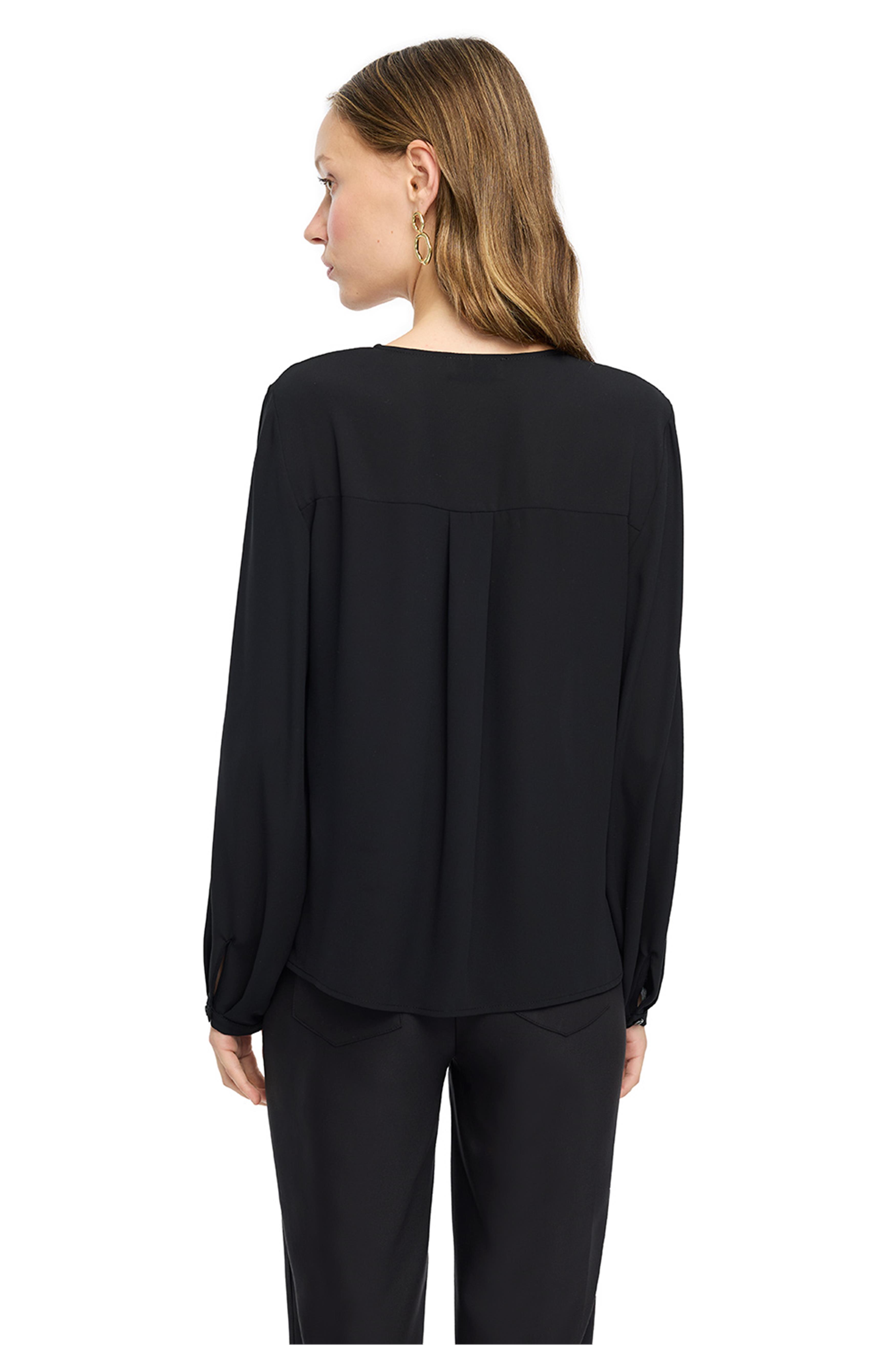 Siyah Uzun Kollu V-Yaka Bluz