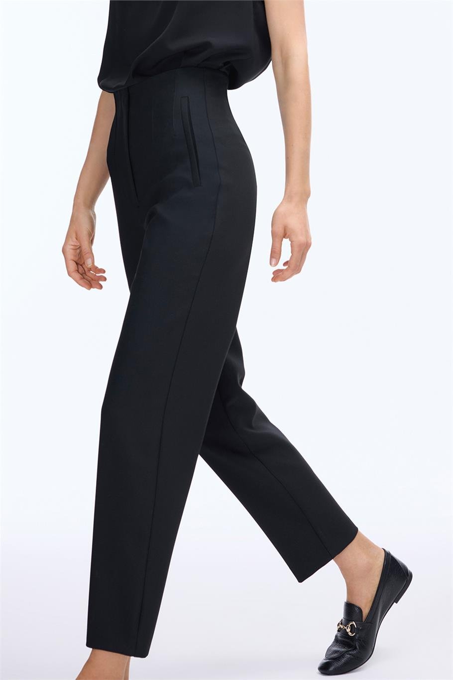 Siyah Yüksek Bel Dar Paça Pantolon